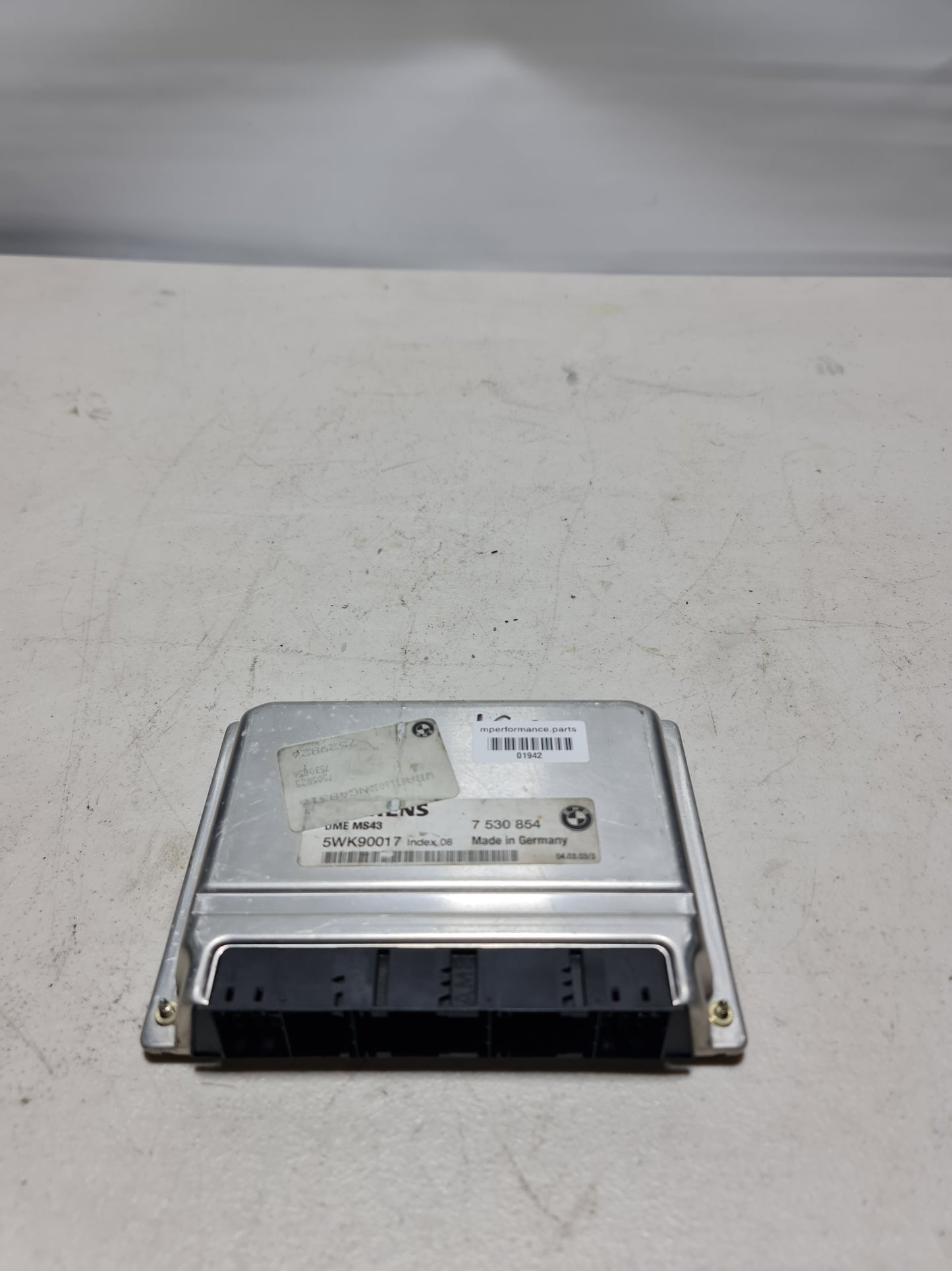 2001-2006 BMW 12-14-7-530-854 BMW 12147530854 Dme Engine Control Module 7530854 - MPerformance.parts