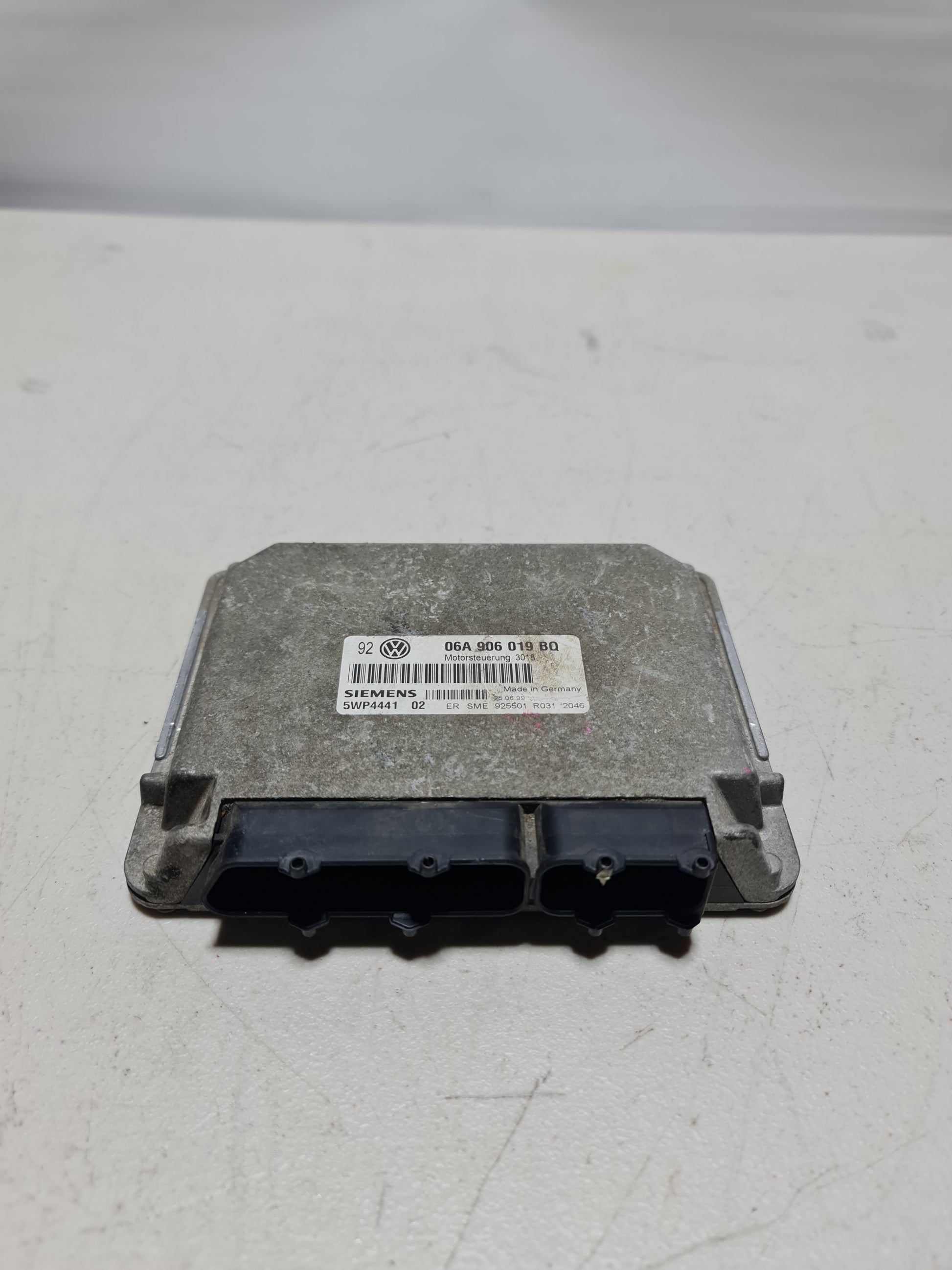 Engine Control Unit ECU 06A906019BQ - MPerformance.parts