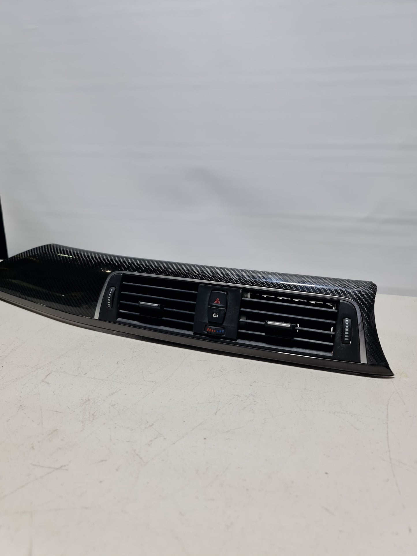 2014-2020 BMW 64-22-9-347-436 BMW 64229347436 9347436 03 Fresh Air Grille Center 51458068610 8068610 04 Carbon Interior Trim Air Vents - MPerformance.parts