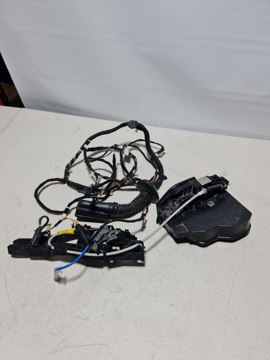 BMW 7 G11 730d xDrive 2017 LHD Front Left Door Wiring Harness 9221028 12147221 - MPerformance.parts