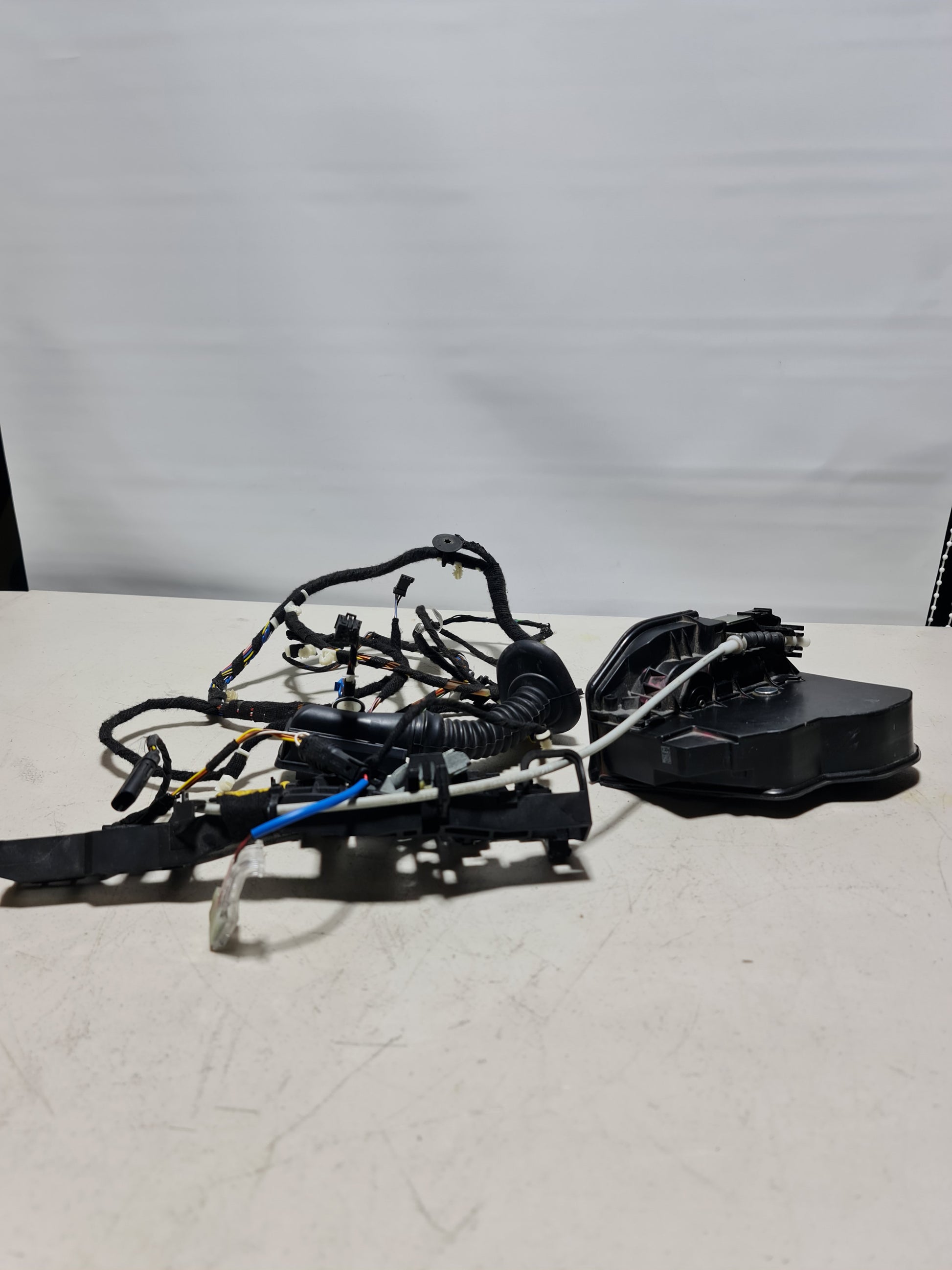 BMW 7 G11 730d xDrive 2017 LHD Front Left Door Wiring Harness 9221028 12147221 - MPerformance.parts