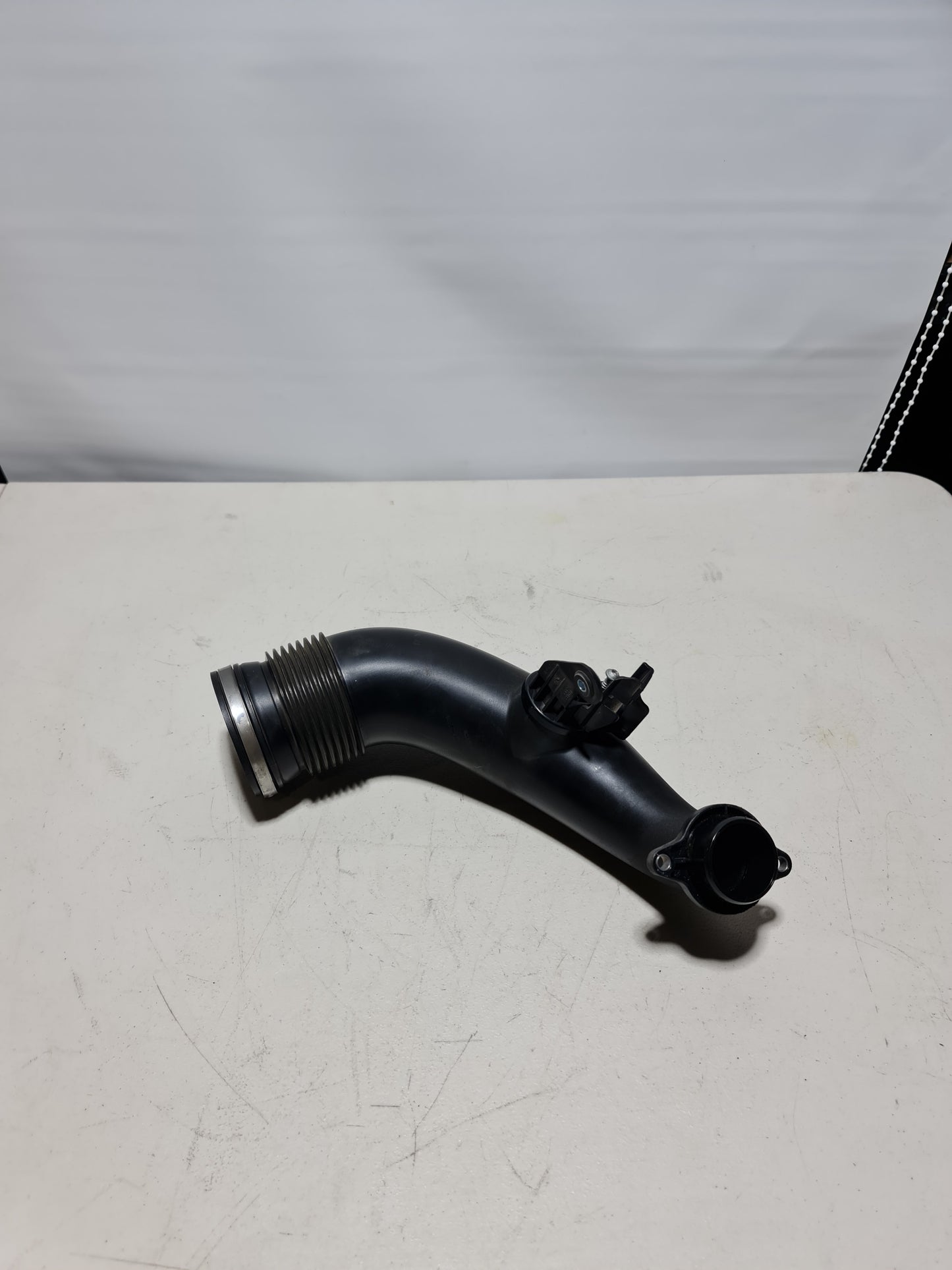 2015-2020 BMW 13-71-7-846-270 BMW 13717846270 Filtered Air Pipe 7846270 02 - MPerformance.parts