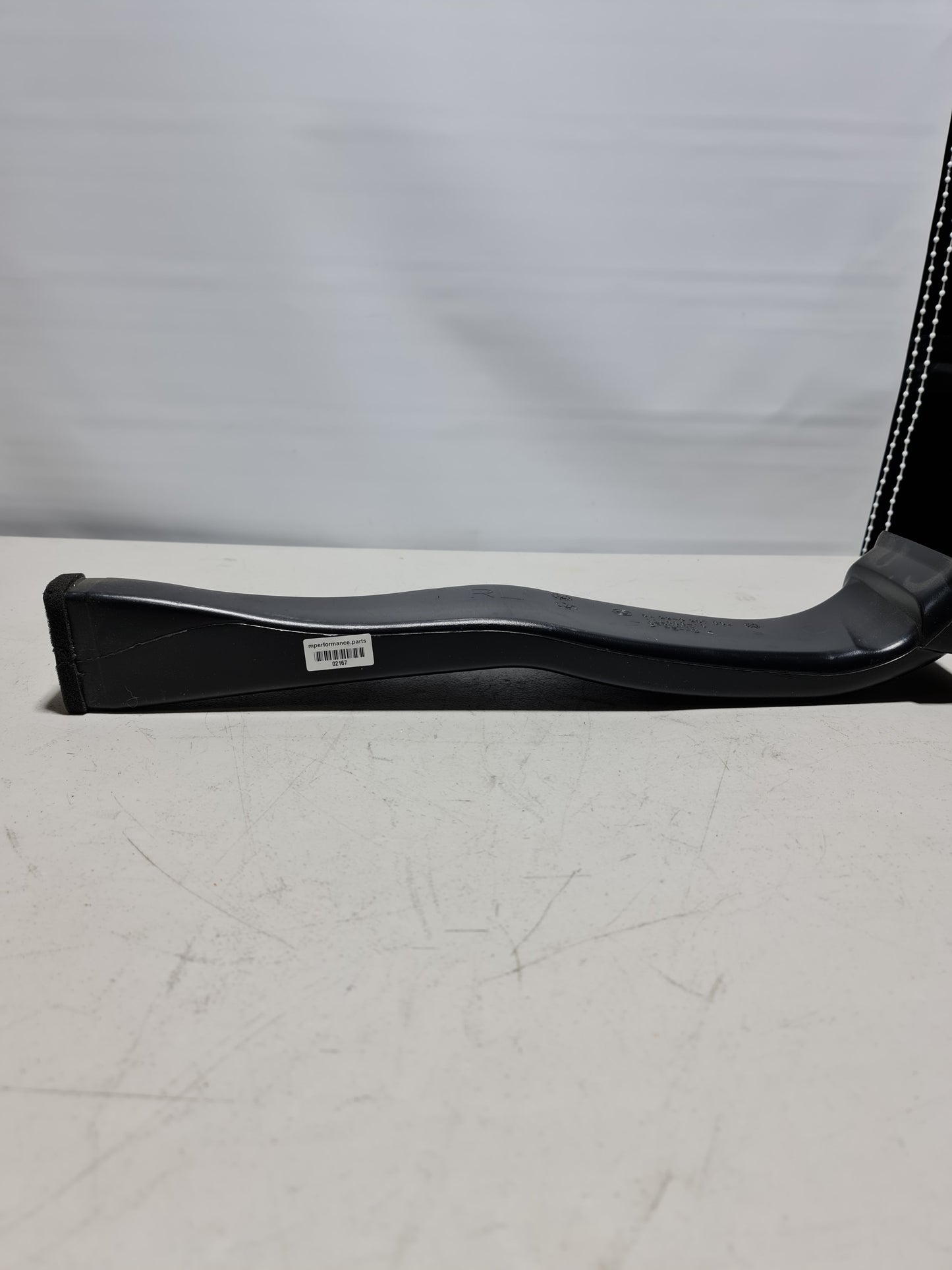 Original BMW REAR HEATER DUCT 64229207334 114609 13 - MPerformance.parts