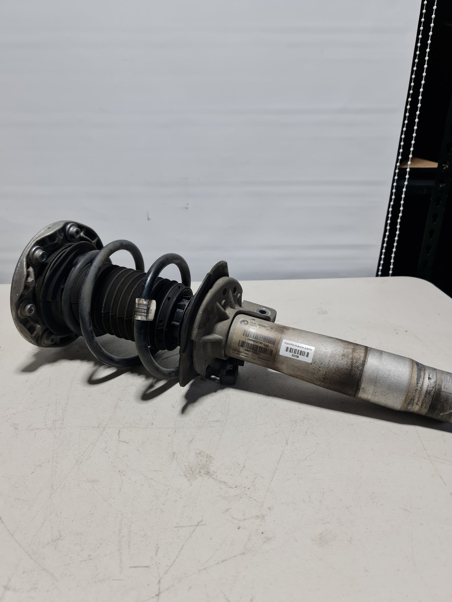 2015-2020 BMW 31-31-8-008-627 BMW 31318008627 Spring Strut Edc, Front Left - MPerformance.parts