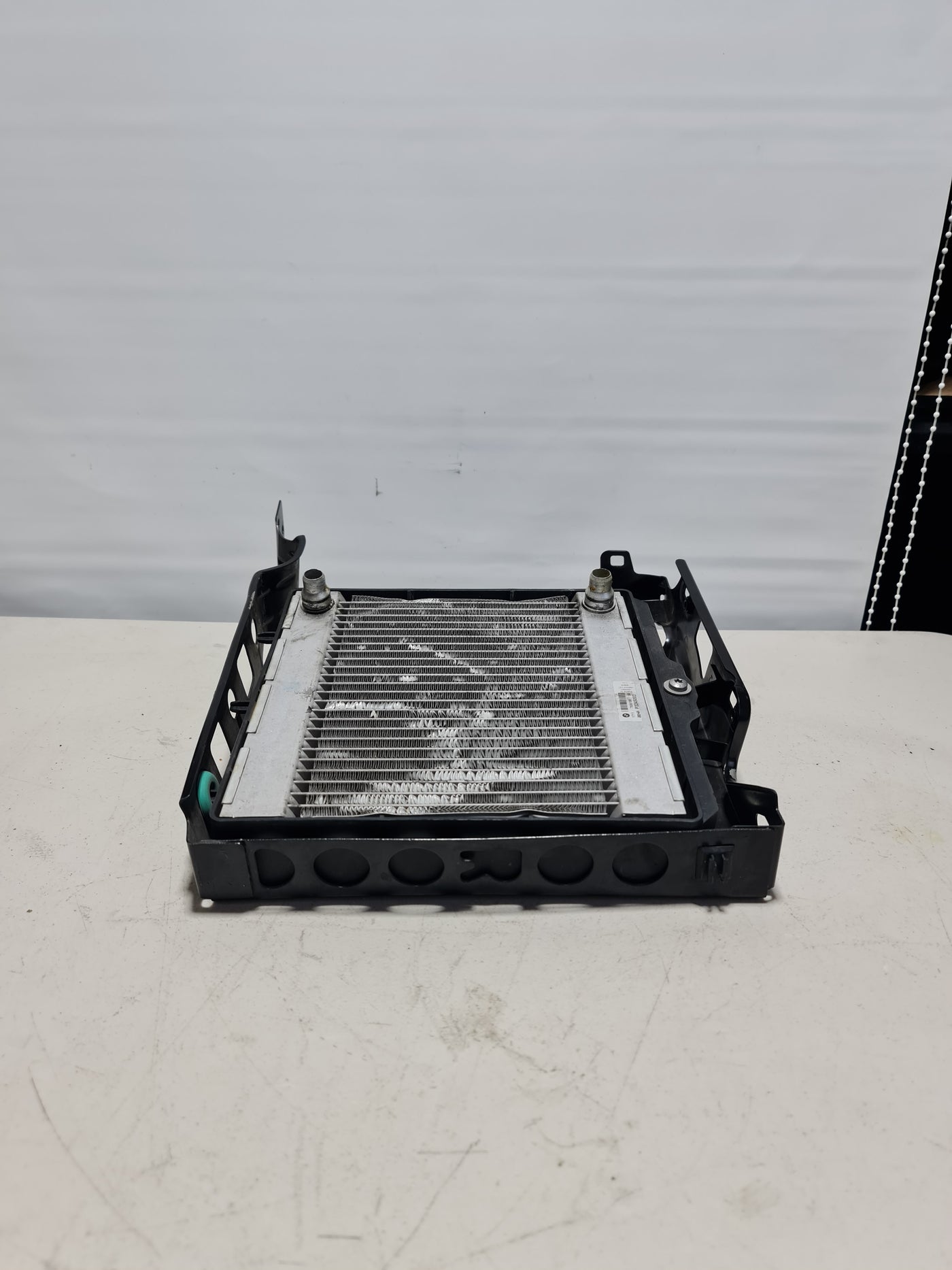 09-19 BMW F07 550i GT 640i 750i ENGINE OIL COOLER LEFT DRIVER OEM 080222 17117806190 - MPerformance.parts