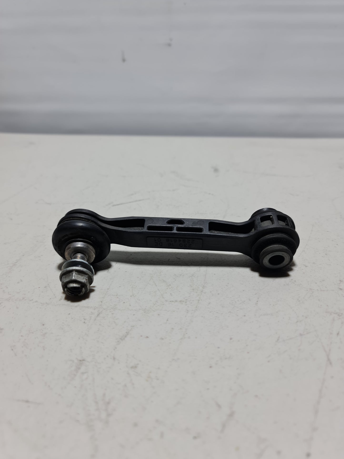 2015-2020 BMW 33-50-2-284-618 BMW 33502284618 Stabilizer Link 2284618 01 - MPerformance.parts