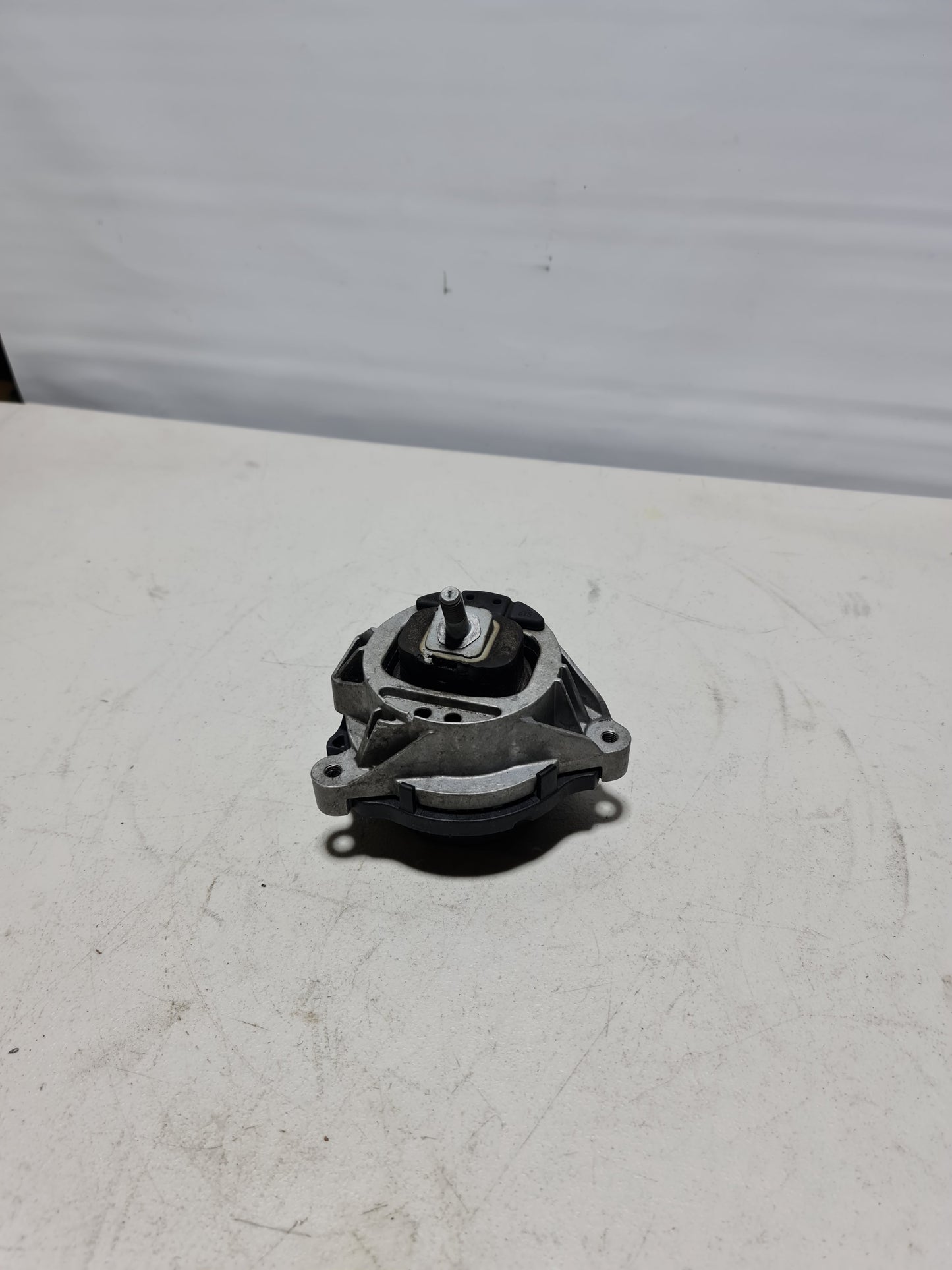 2015-2020 BMW 22-11-2-284-817 BMW 22112284817 Engine Mount Left 2284817 02 - MPerformance.parts