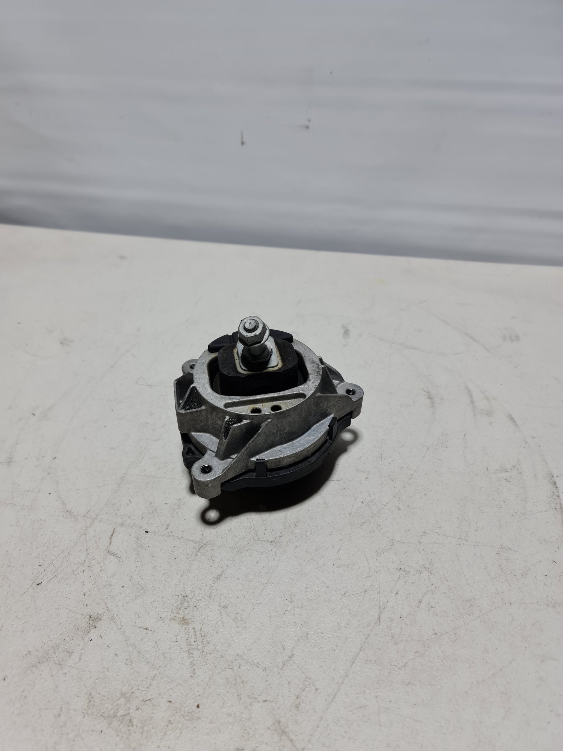 2015-2020 BMW 22-11-2-284-817 BMW 22112284817 Engine Mount Left 2284817 02 - MPerformance.parts