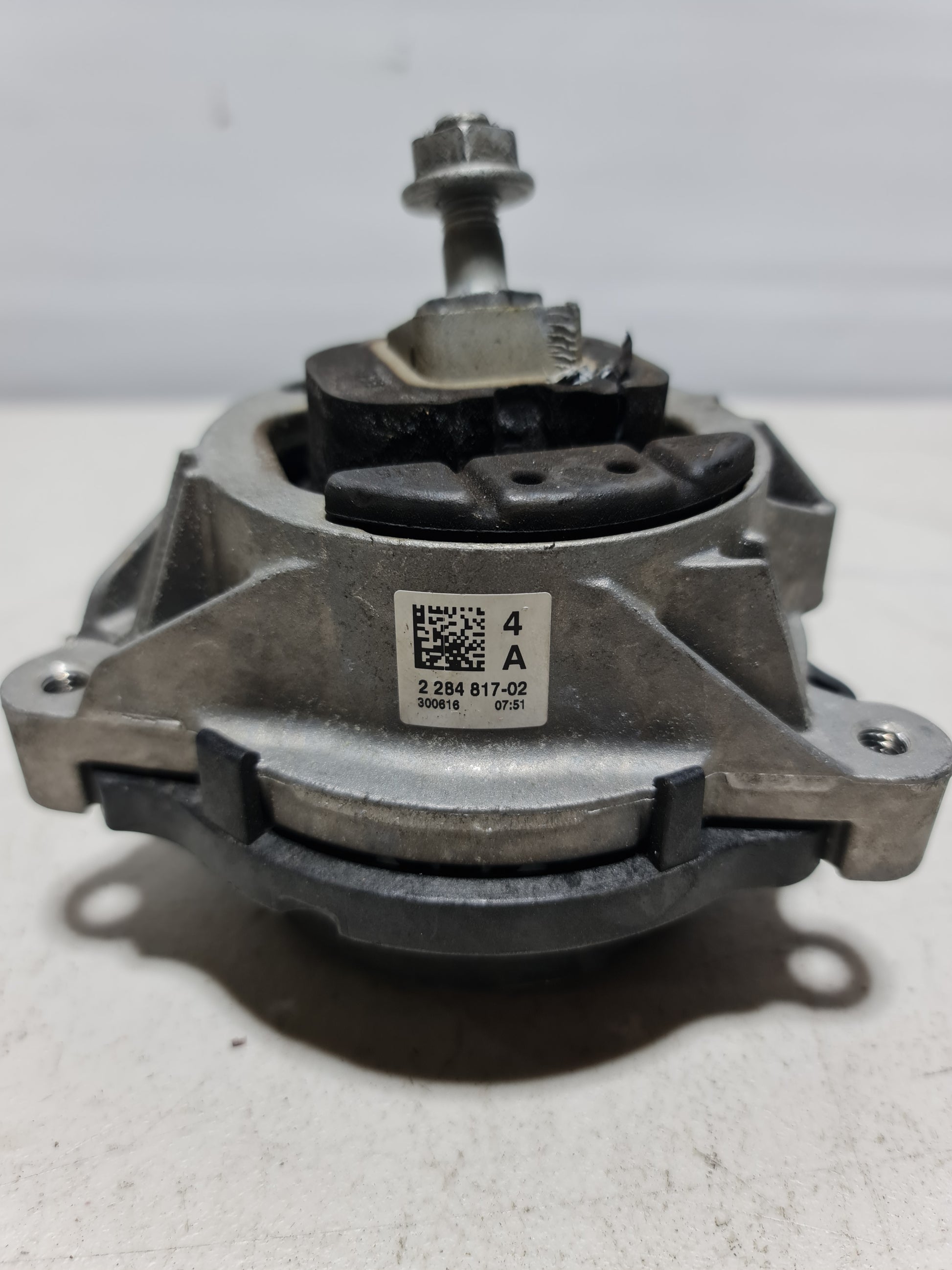 2015-2020 BMW 22-11-2-284-817 BMW 22112284817 Engine Mount Left 2284817 02 - MPerformance.parts