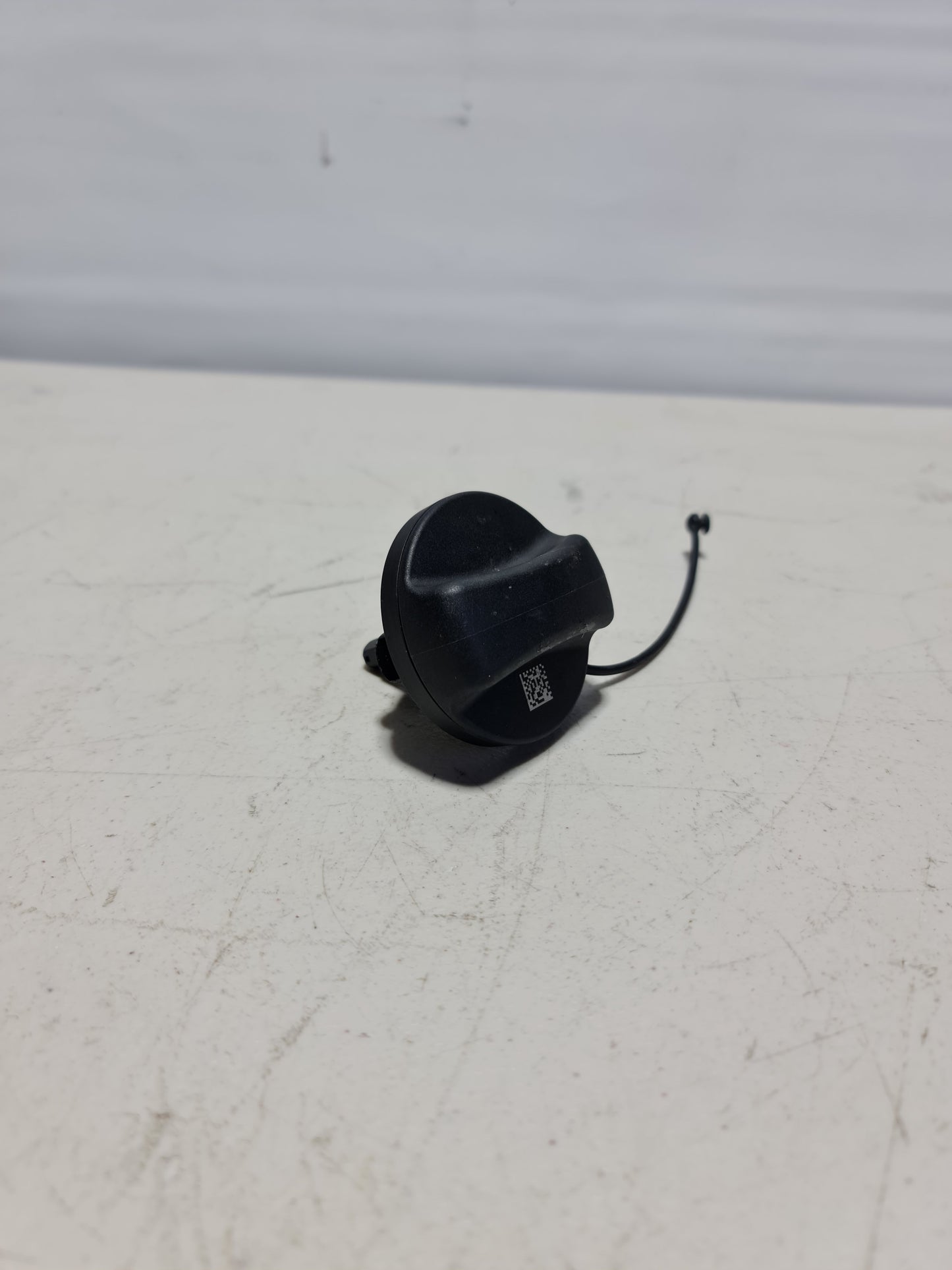 2014-2019 BMW 16-11-7-482-902 BMW 16117482902 Filler Cap 7482902 04 - MPerformance.parts