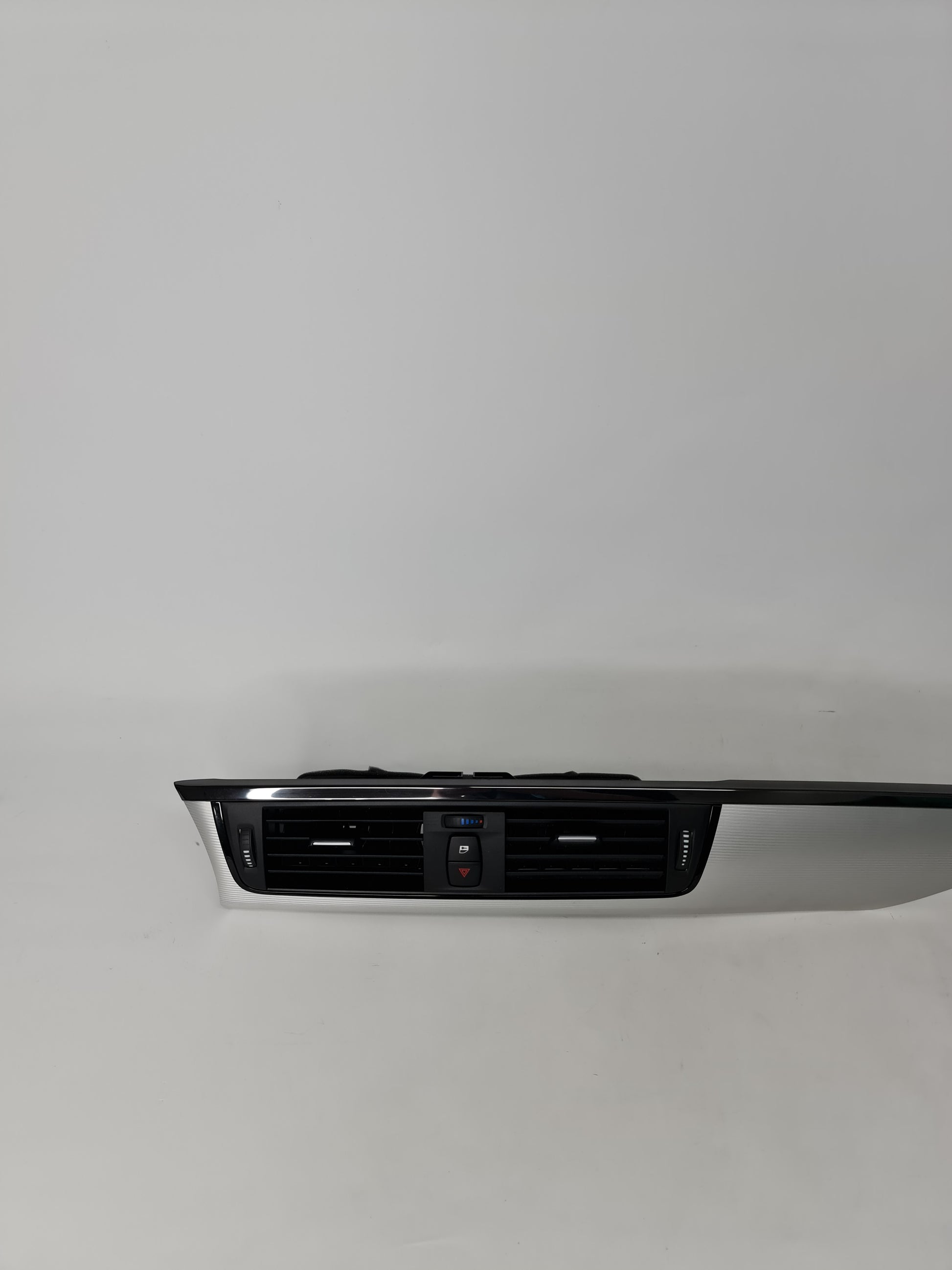 Original BMW 51456832643 - Cover I panel aluminum blade passenger 6832643 04 - MPerformance.parts