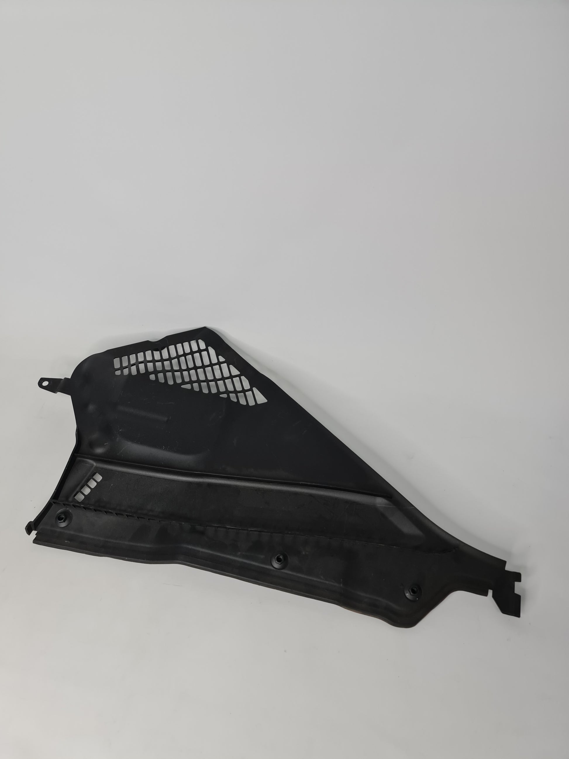 OEM BMW M2 COUPE F87 FRONT LEFT WINDSHIELD COVER COWL RHD 64318059698 GENUINE 8059698 - MPerformance.parts