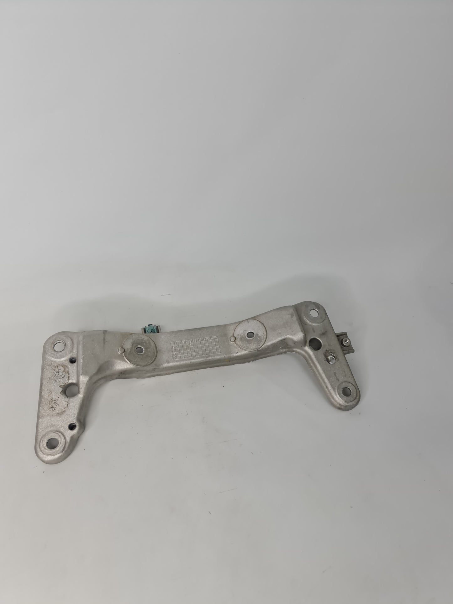 2012-2020 BMW 22-32-6-796-611 BMW 22326796611 Gearbox Support 6796611 - MPerformance.parts