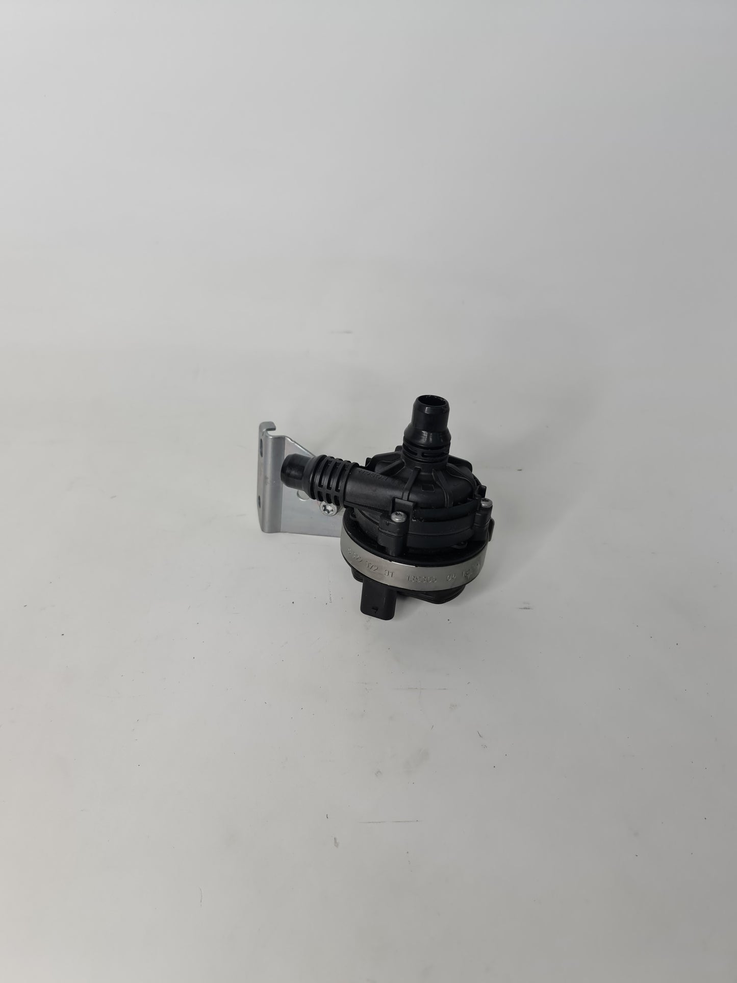 2015-2020 BMW 64-53-9-322-072 BMW 64539322072 Clamp, Auxiliary Coolant Pump 9322072 01 - MPerformance.parts