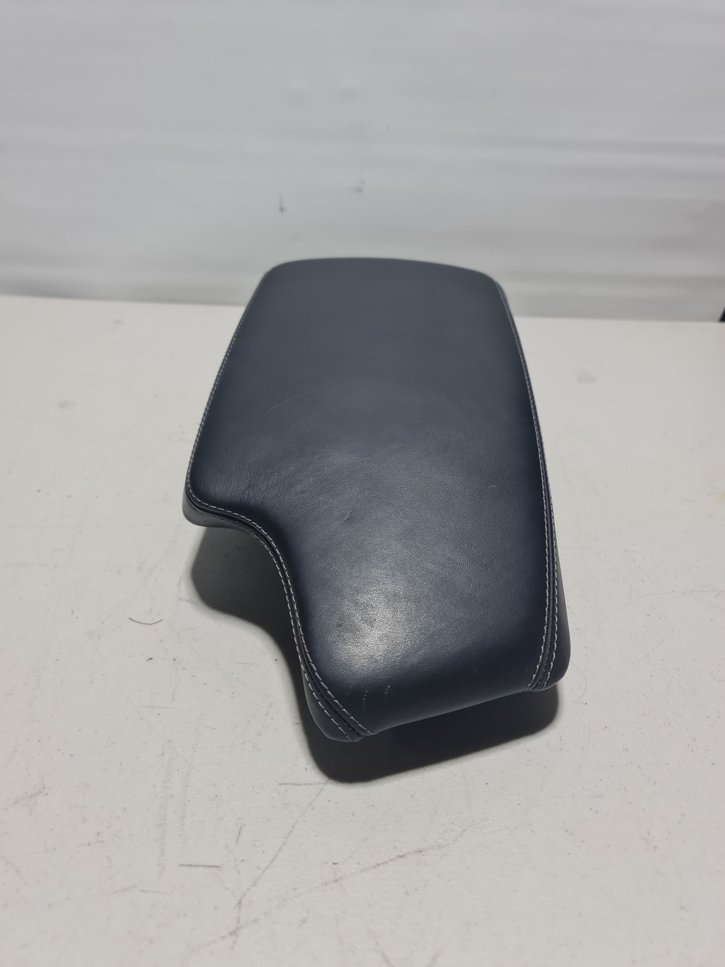 CENTER CONSOLE ARMREST MERINO LEATHER BLACK BMW F80 F82 M3 M4 - 105028221