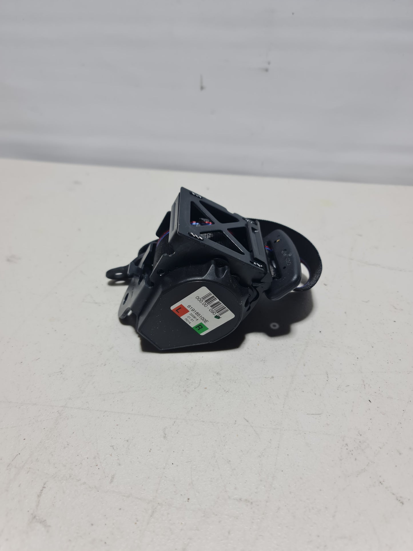 BMW 4 F36 420d 2017 RHD Rear Left Seat Belt 619185100E - MPerformance.parts