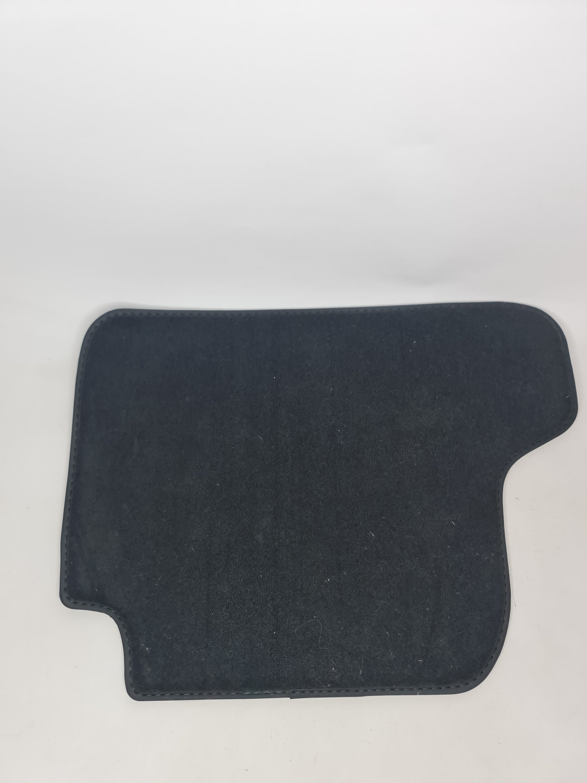 F82 M4 Rear Right Floor Mat - MPerformance.parts