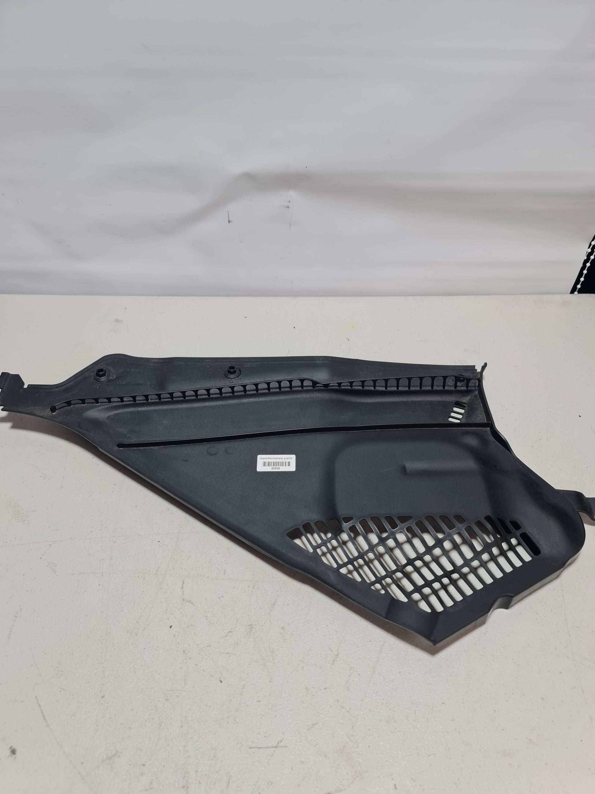 OEM BMW M2 COUPE F87 FRONT LEFT WINDSHIELD COVER COWL RHD 64318059698 GENUINE 8059698 - MPerformance.parts