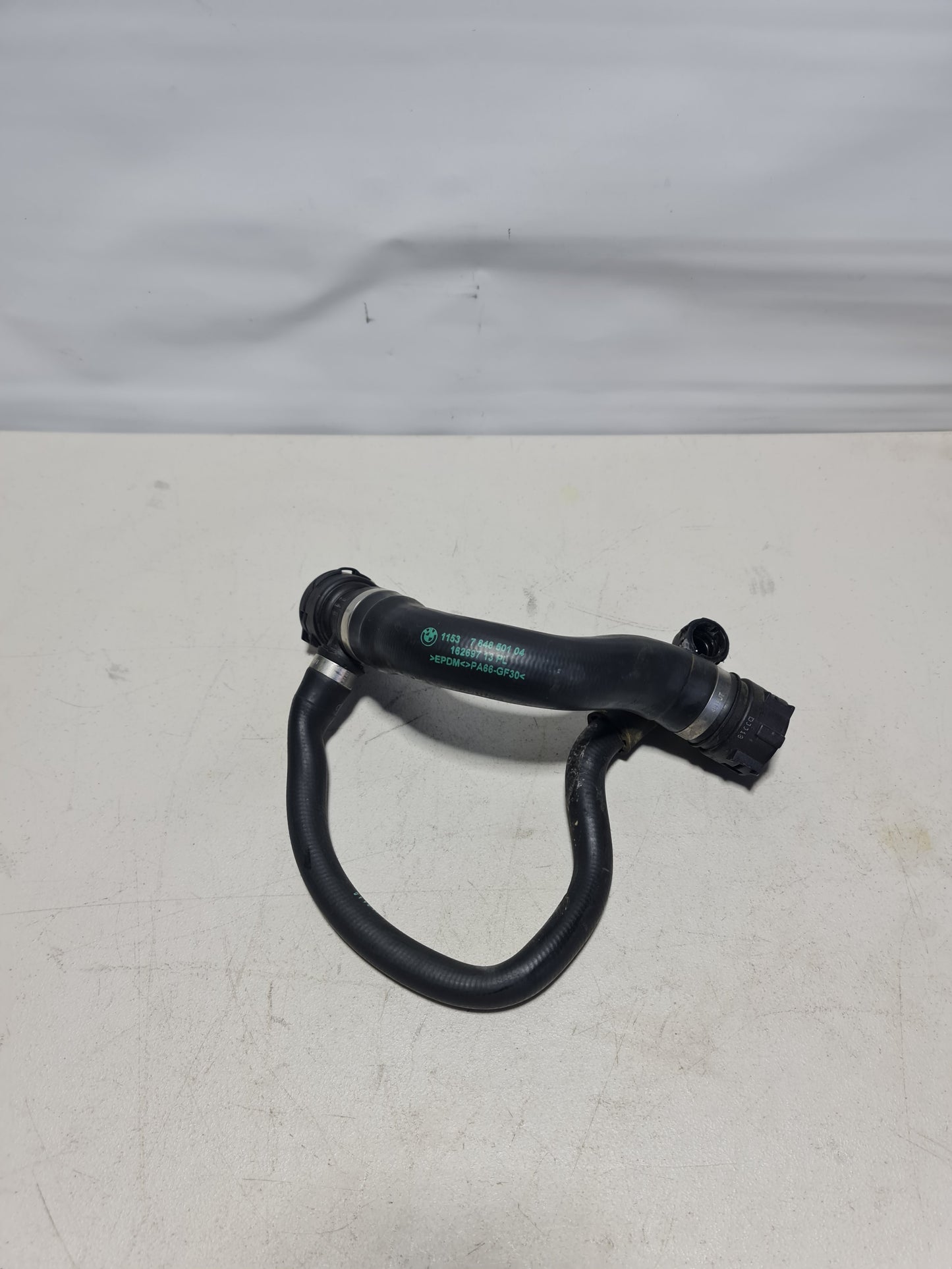 2015-2020 BMW 11-53-7-848-501 BMW 11537848501 Upper Radiator Coolant Hose 7848501 02