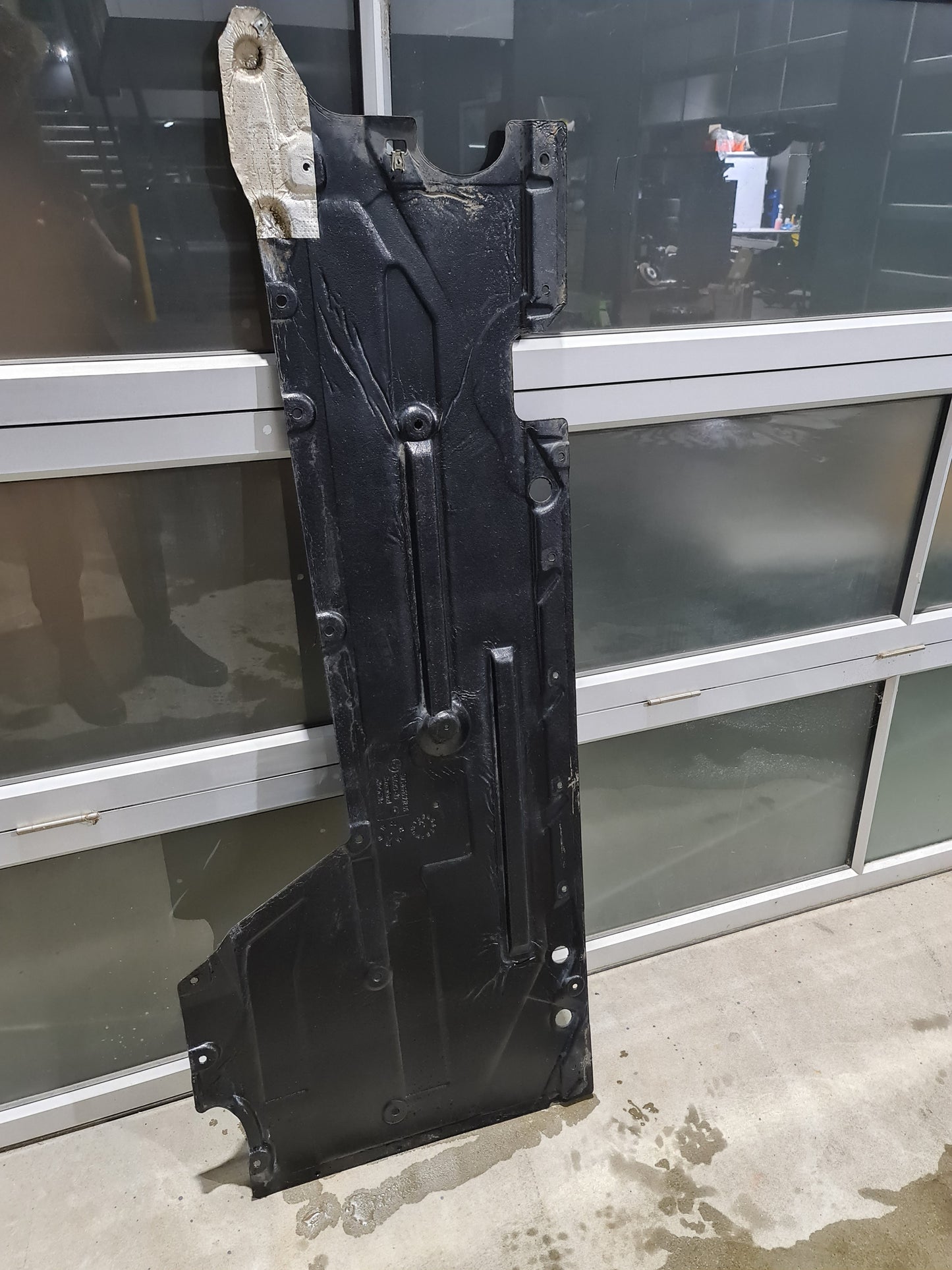 BMW M2 M3 M4 F80 F82 F83 F87 UNDER BODY PANELING UNDERTRAY RIGHT SIDE 8055952 - MPerformance.parts
