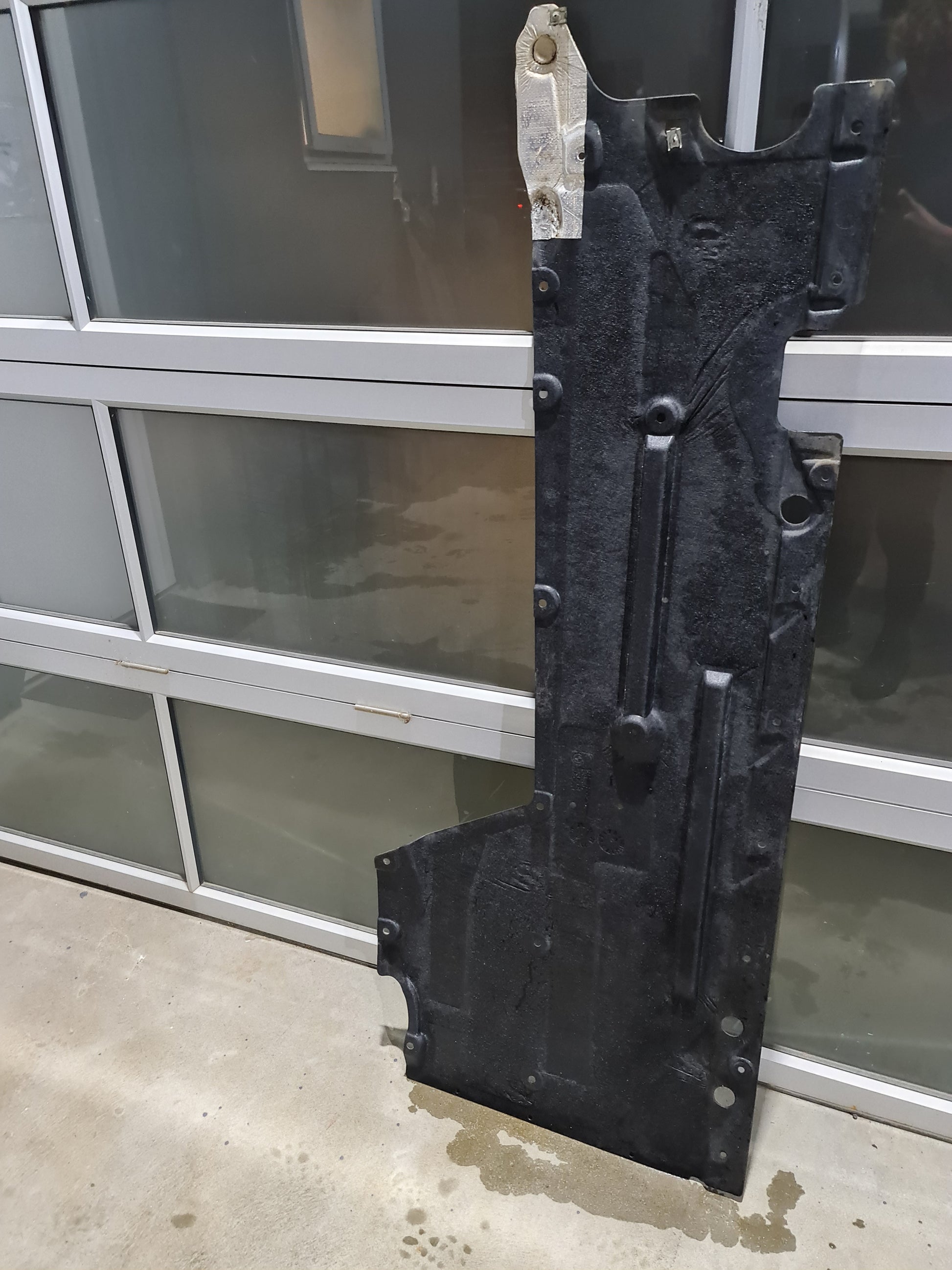 BMW M2 M3 M4 F80 F82 F83 F87 UNDER BODY PANELING UNDERTRAY RIGHT SIDE 8055952 - MPerformance.parts