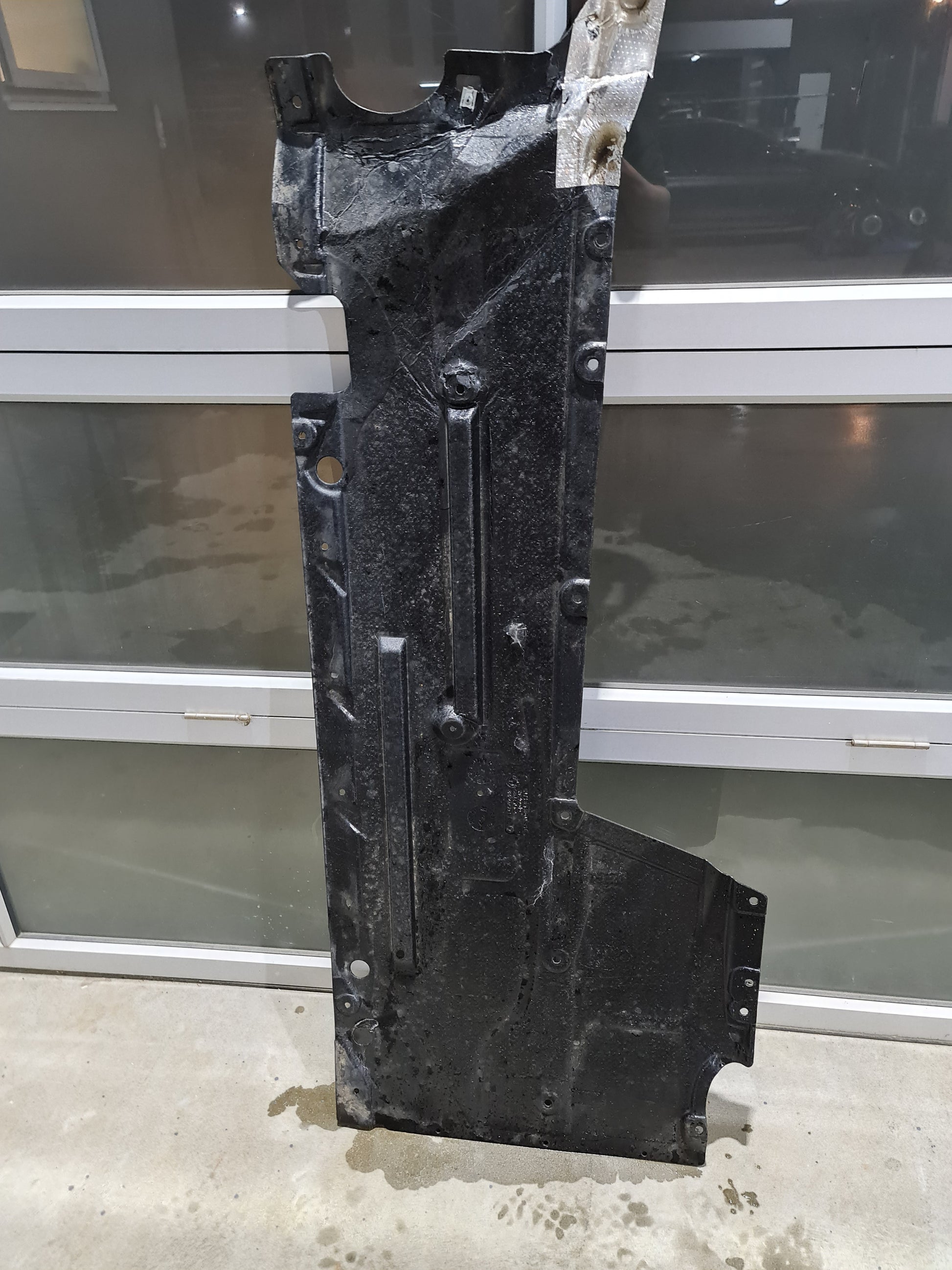 BMW M2 M3 M4 F87 F80 F82 F83 UNDER BODY PANEL PASSENGER LEFT SIDE 8066011 - MPerformance.parts