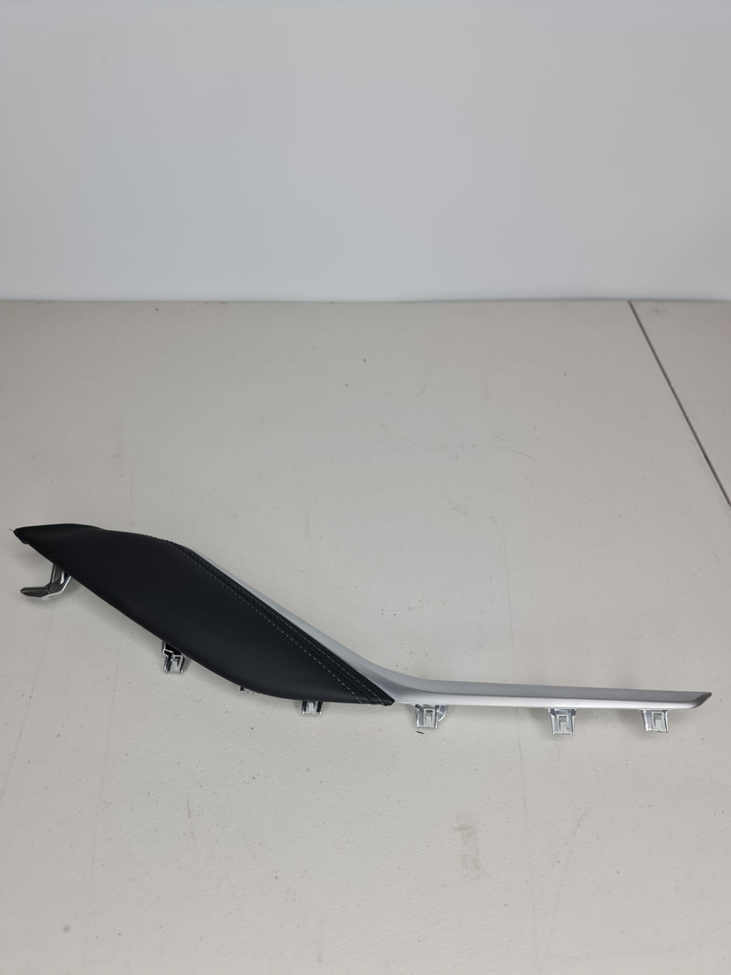 G80 M3 Passenger Knee Leather Panel - 9502528-04 - MPerformance.parts