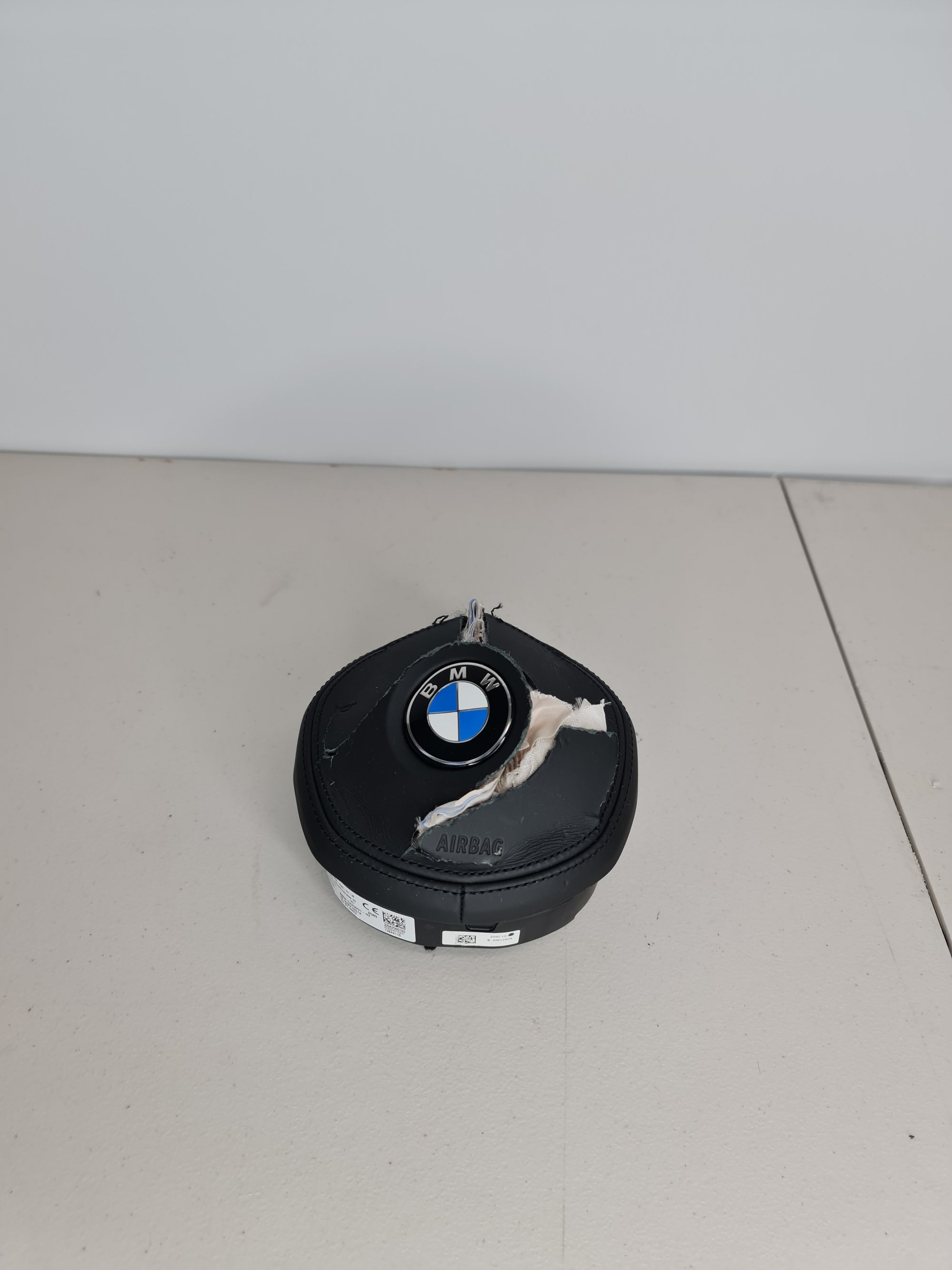 M3 M4 G80 G82 M Sport steering wheel driver airbag 5A250D1-03 - MPerformance.parts