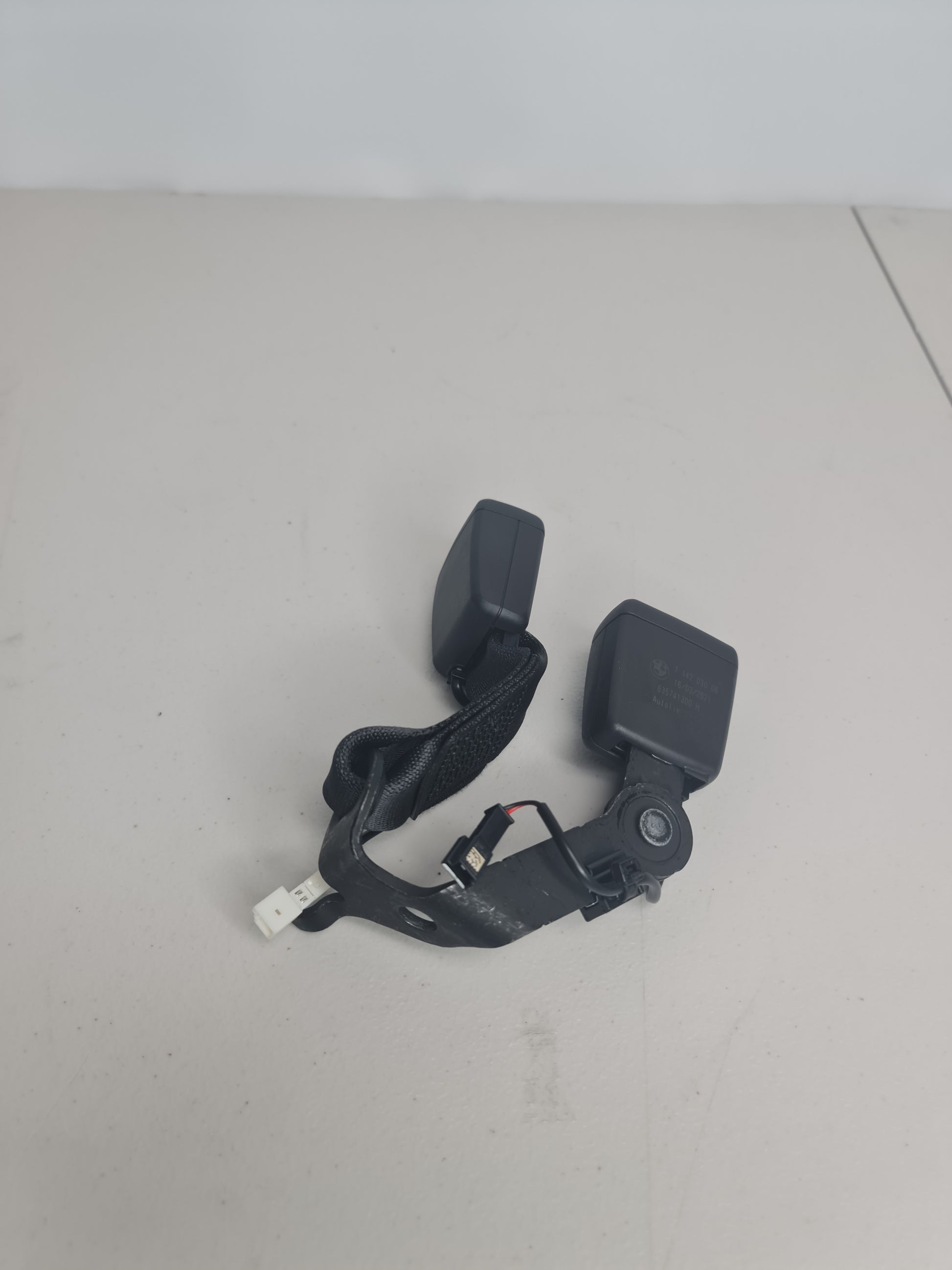 BMW M3 G80 Rear Seat Buckle - MPerformance.parts