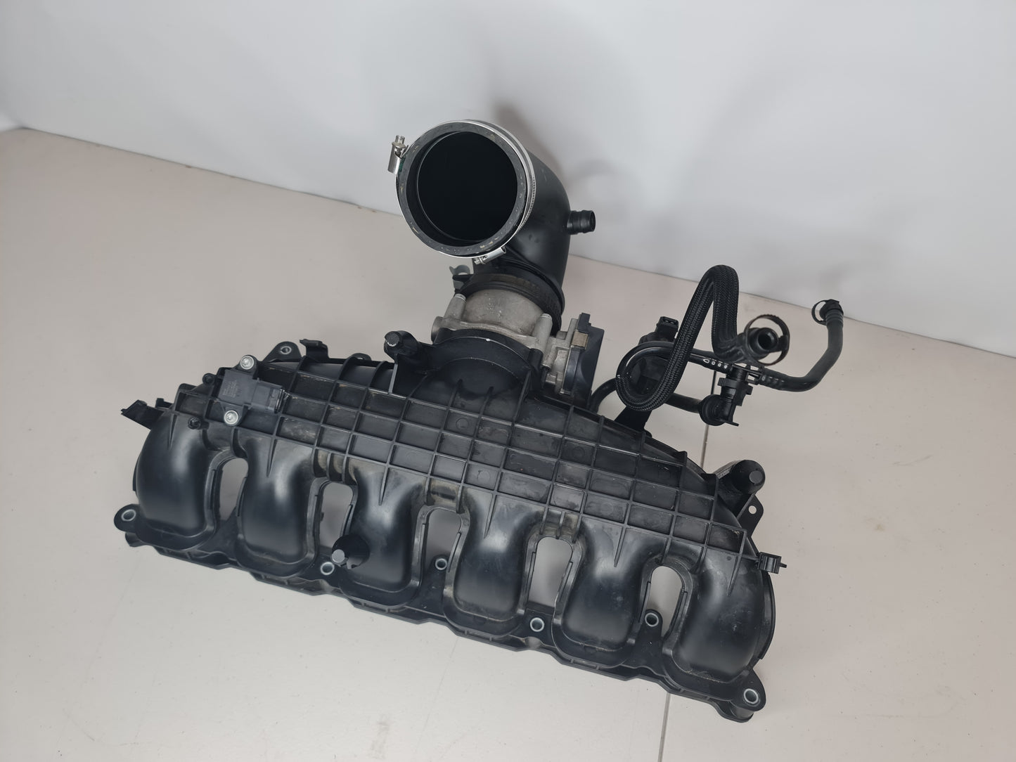 F80 M3 Intake manifold including J pipe