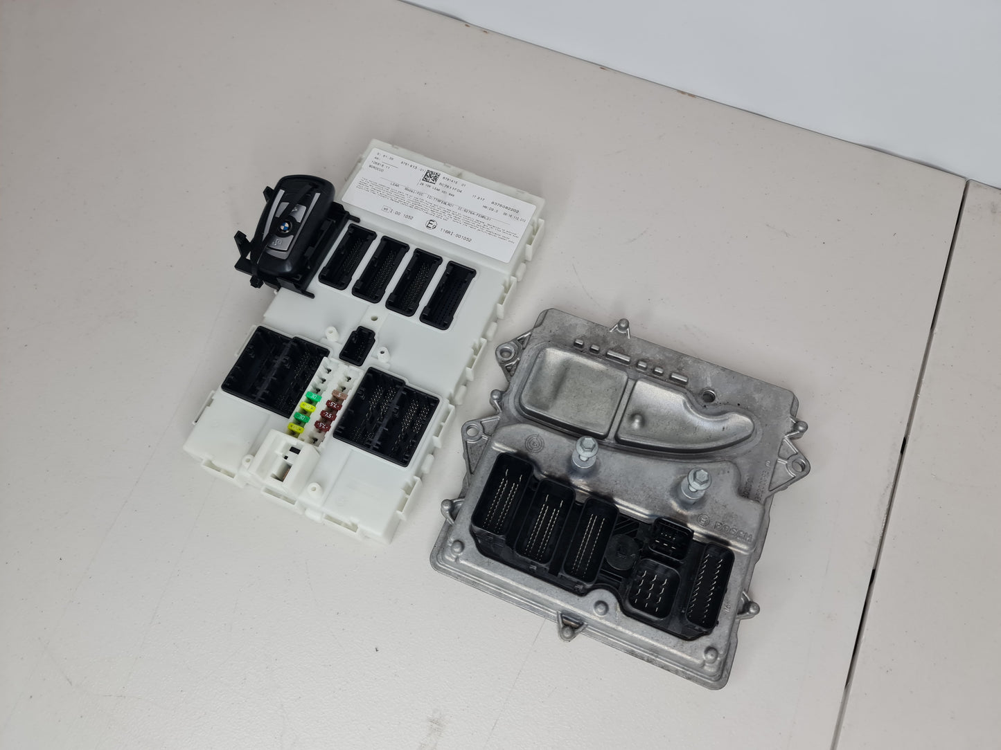 BMW F30 F32 F36 228 328 428 2.0L DME ECU Engine Computer FEM Module Key Set OEM 61358781415