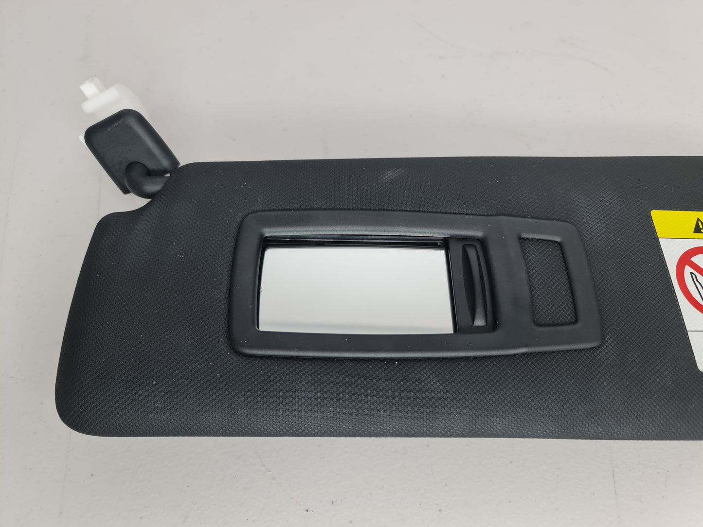 2014-2020 BMW 51-16-8-061-313 BMW 51168061313 Left Sun Visor 8061313 04