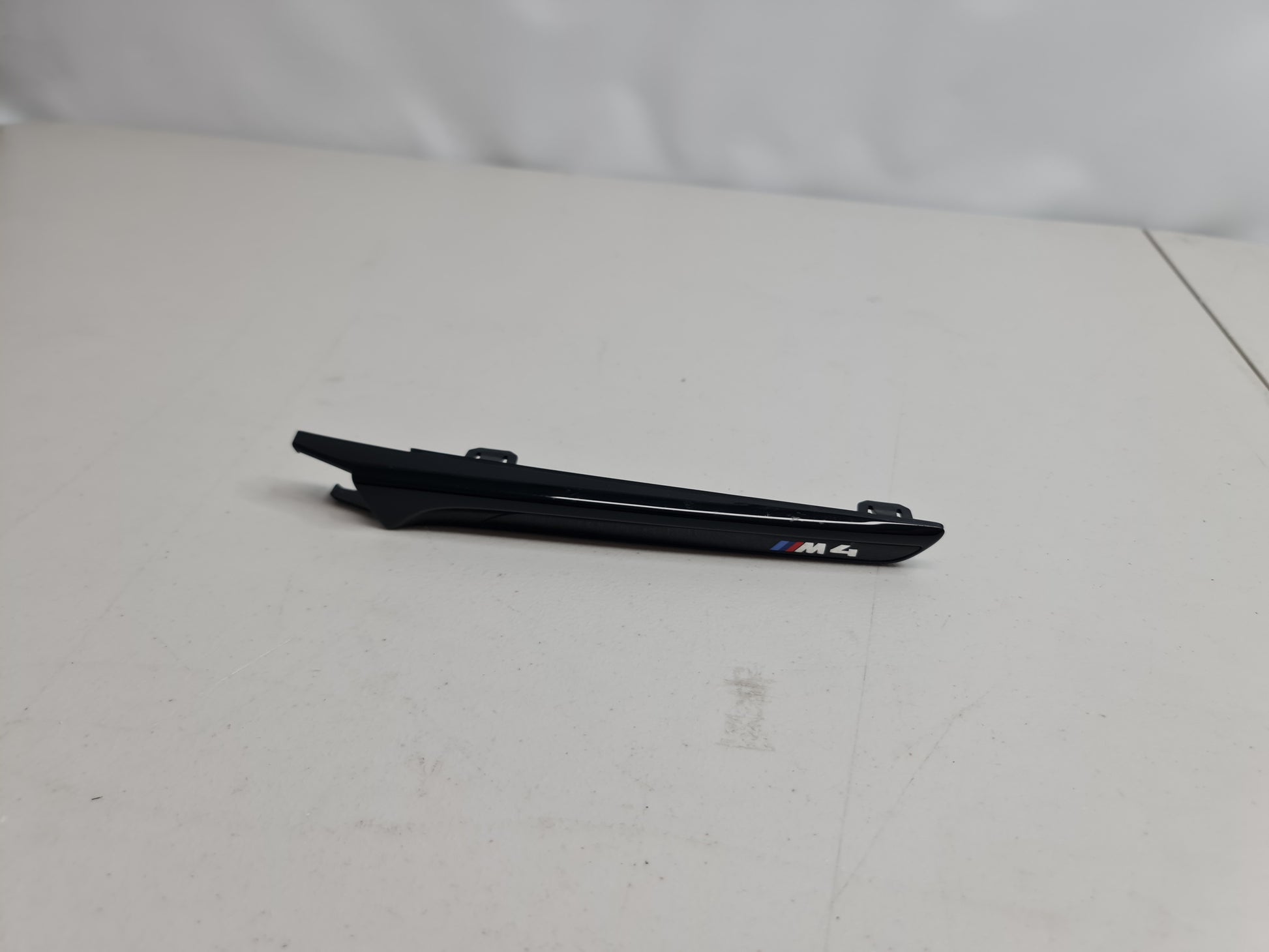 BMW F82 F83 M4 Front Left Side Fender Air Vent Duct Wing Trim - MPerformance.parts