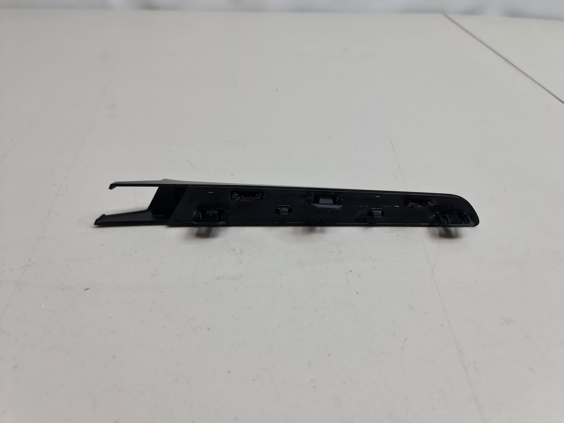 BMW F82 F83 M4 Front Left Side Fender Air Vent Duct Wing Trim - MPerformance.parts