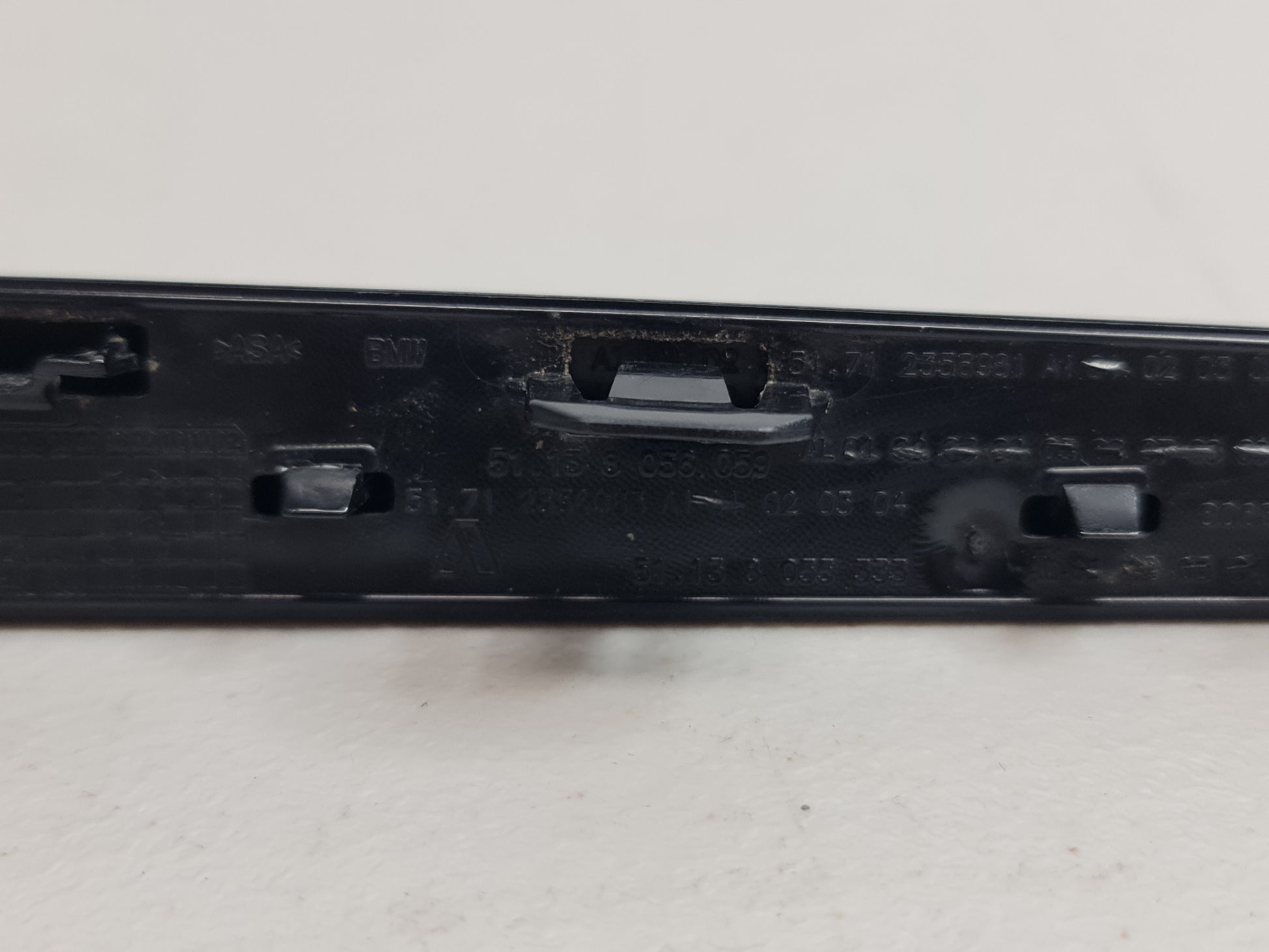 BMW F82 F83 M4 Front Left Side Fender Air Vent Duct Wing Trim - MPerformance.parts