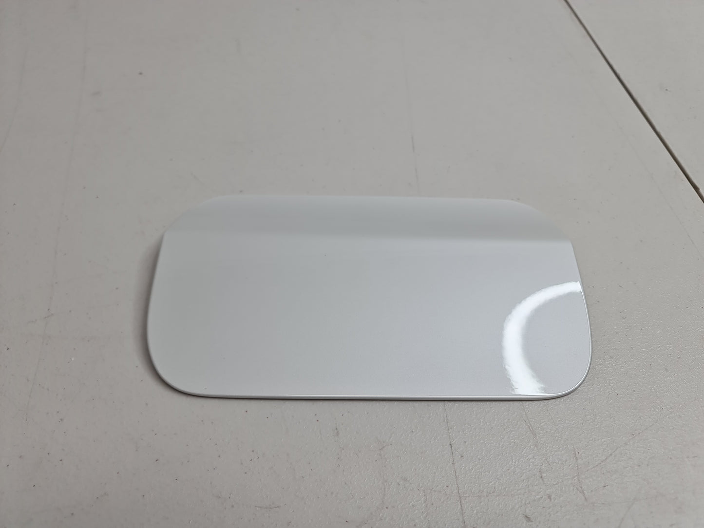 BMW F30 F80 M3 Rear Fuel Gas Tank Flap Filler Lid Cover Cap White - MPerformance.parts
