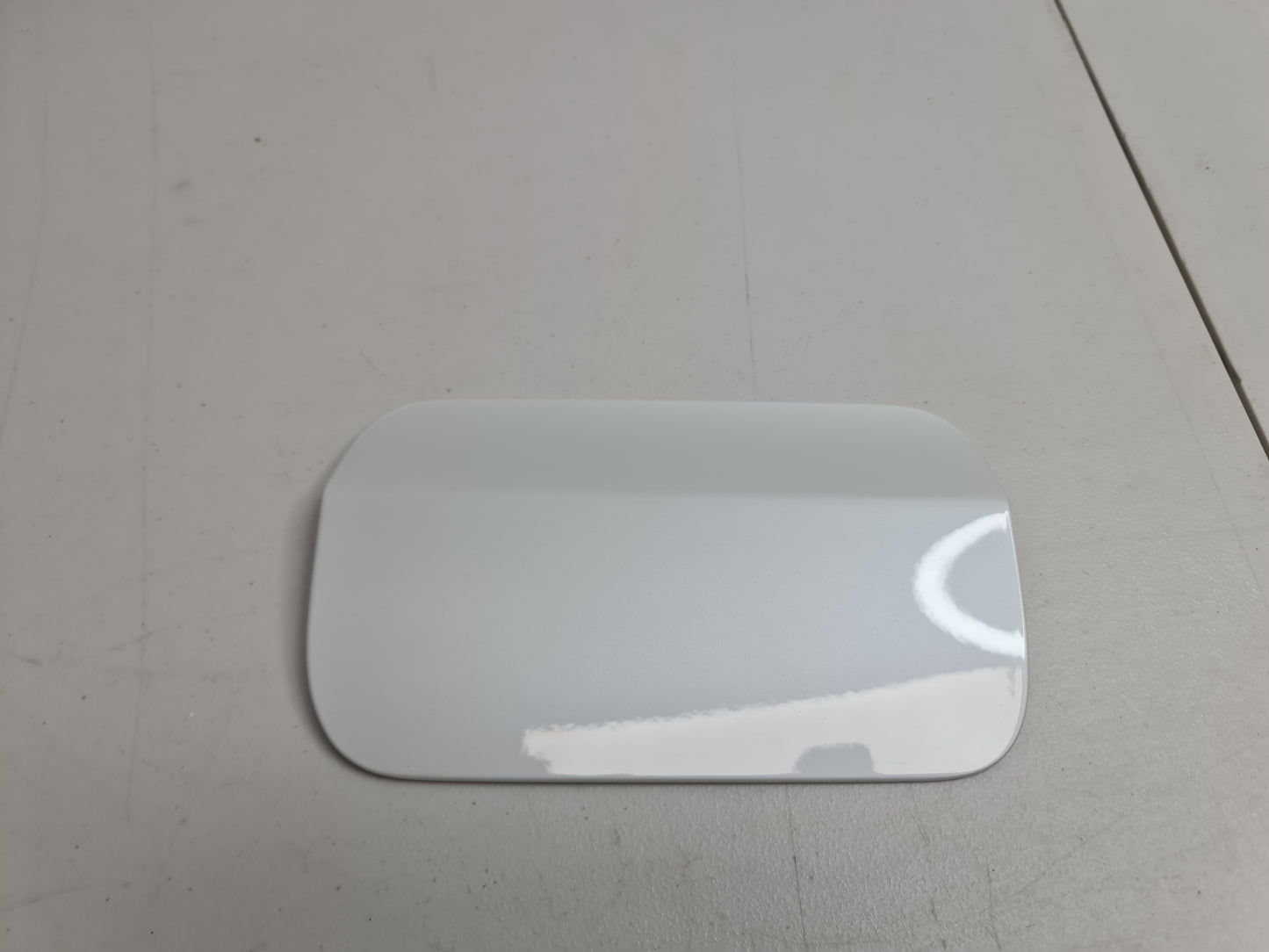 BMW F30 F80 M3 Rear Fuel Gas Tank Flap Filler Lid Cover Cap White - MPerformance.parts
