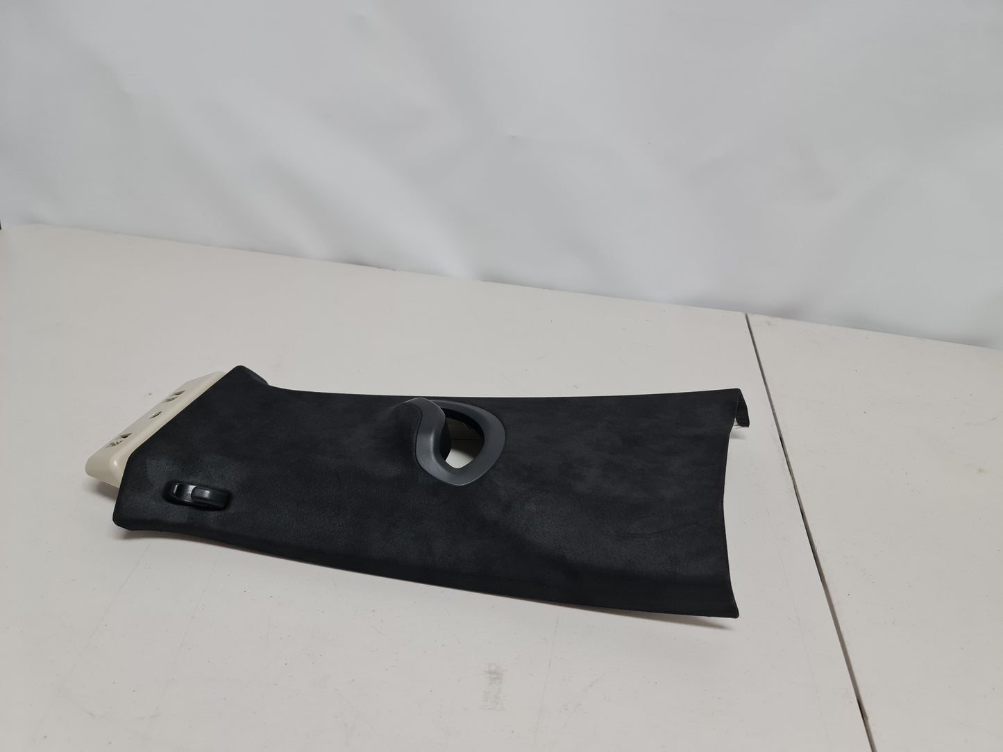 B-pillar trim panel, Alcantara, left black - MPerformance.parts