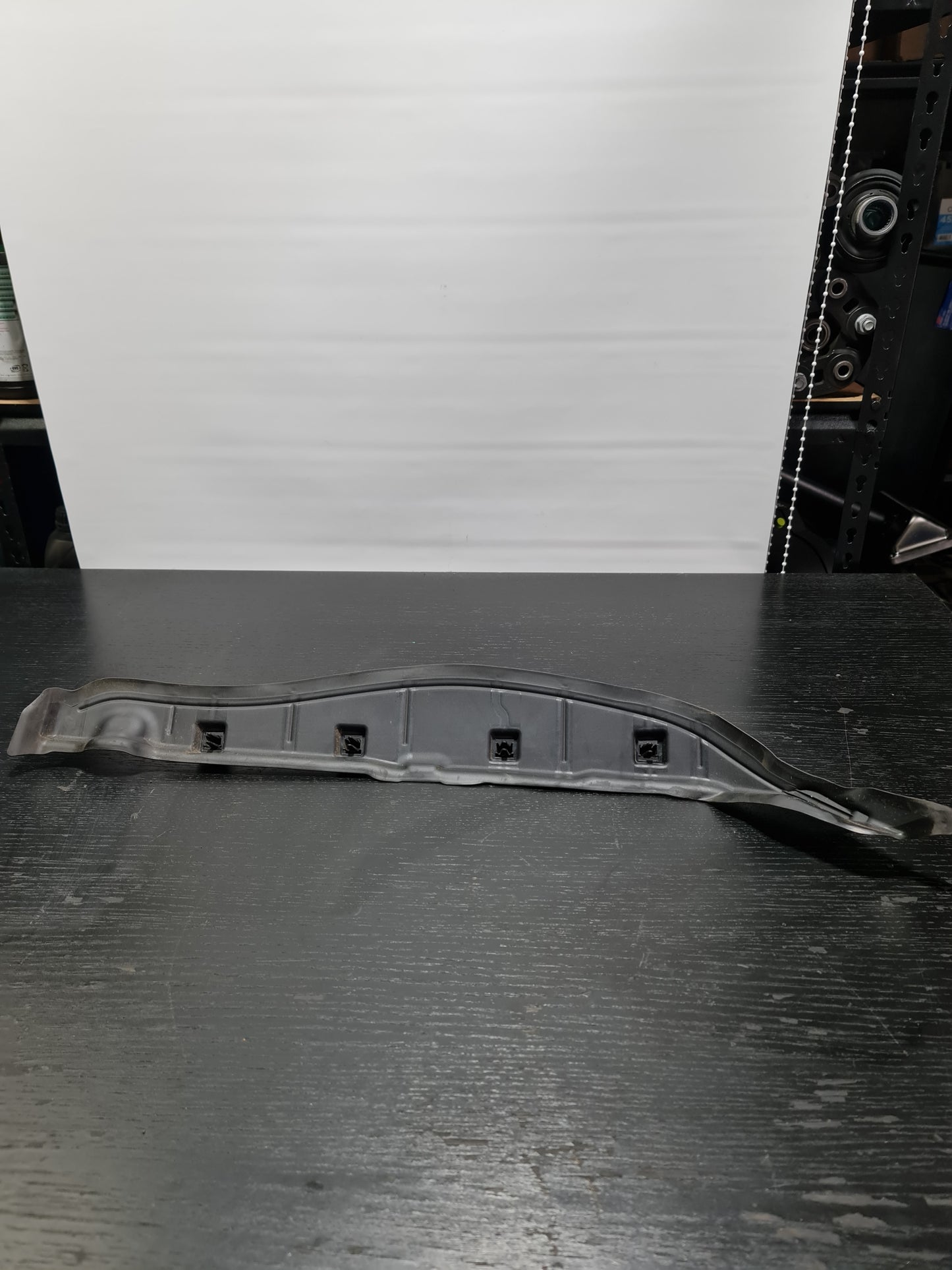 BMW 3 G20 Left Side Frame Seal 51487433819 7433819