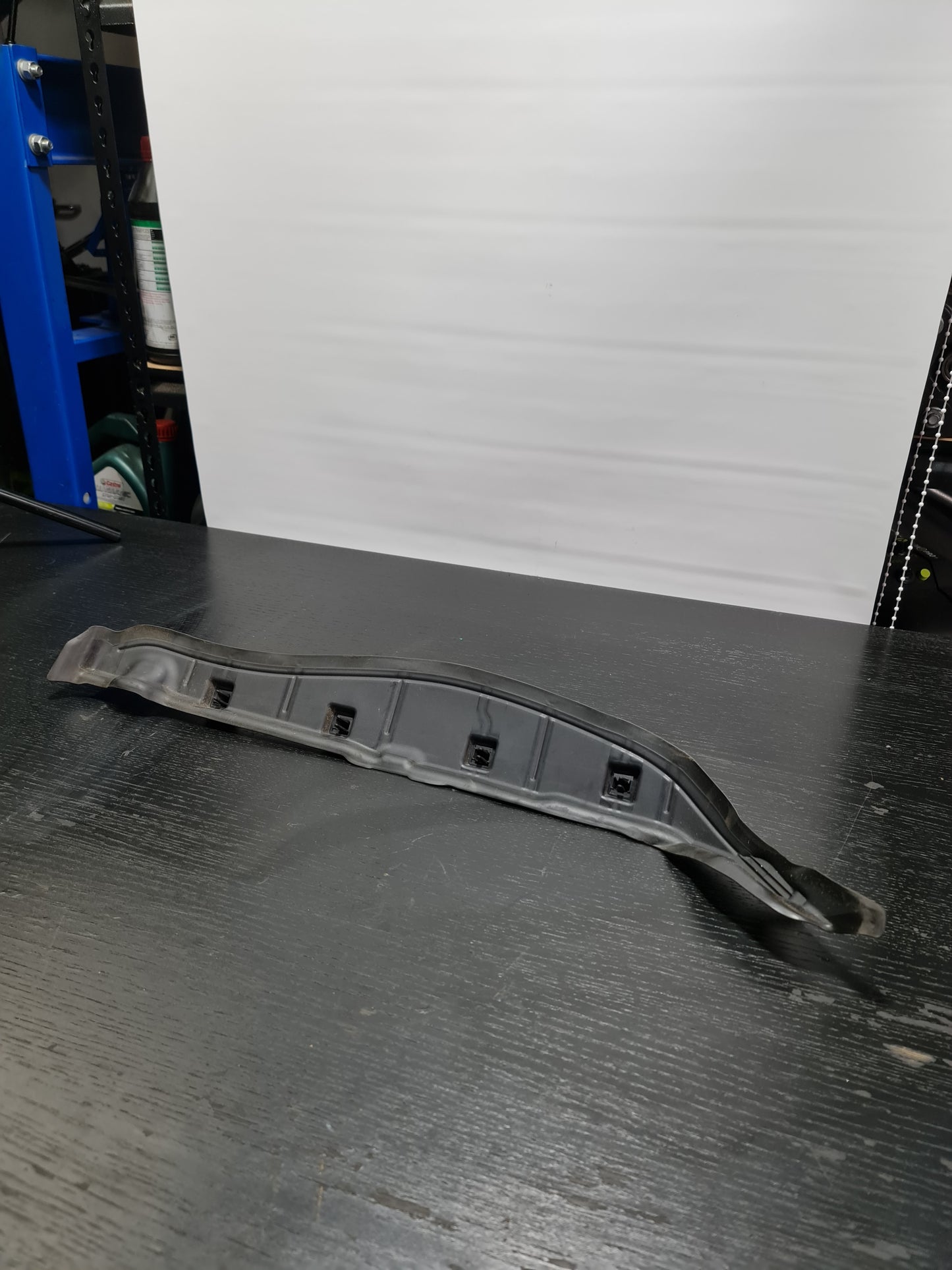 BMW 3 G20 Left Side Frame Seal 51487433819 7433819