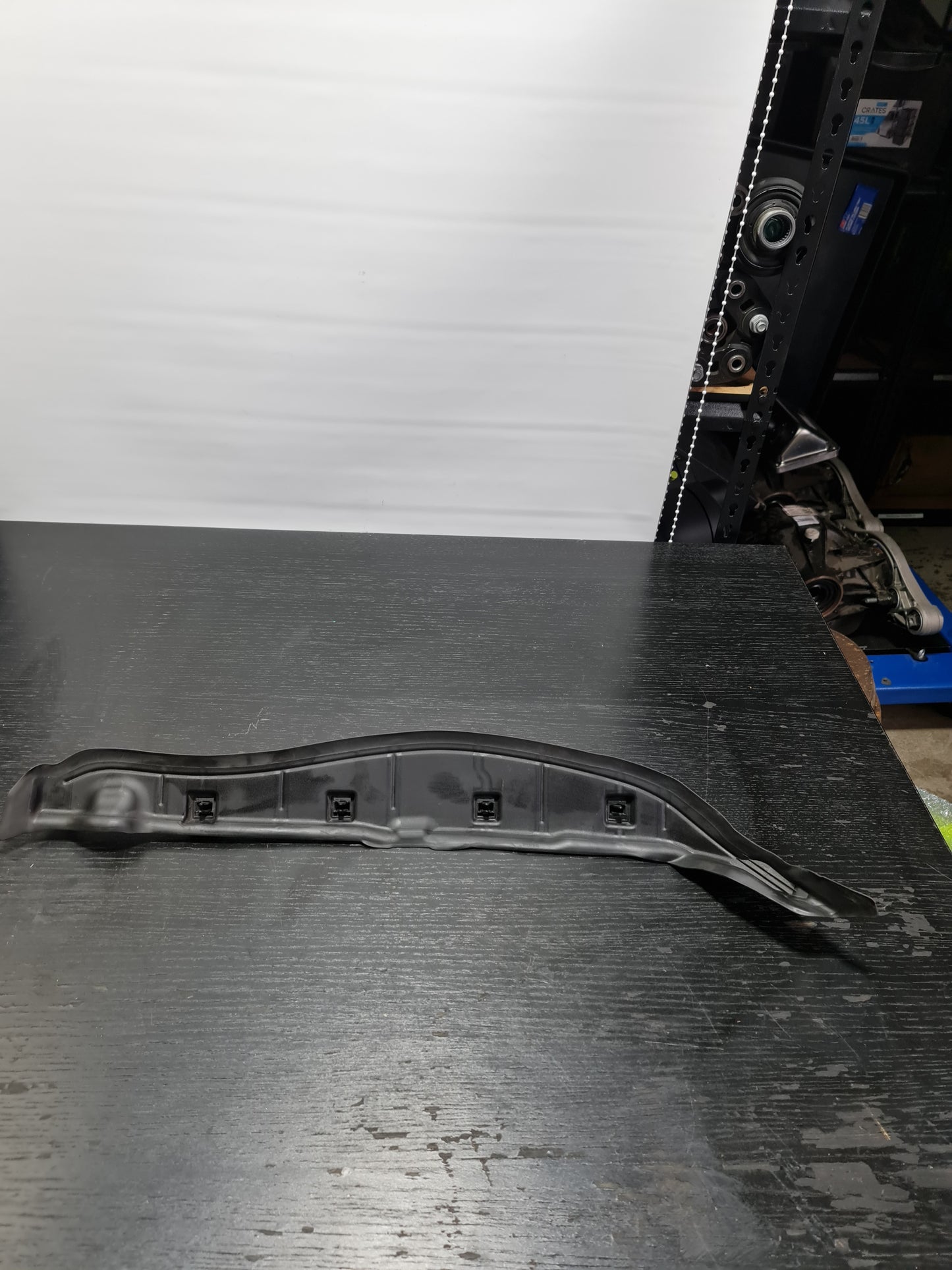 BMW 3 G20 Left Side Frame Seal 51487433819 7433819