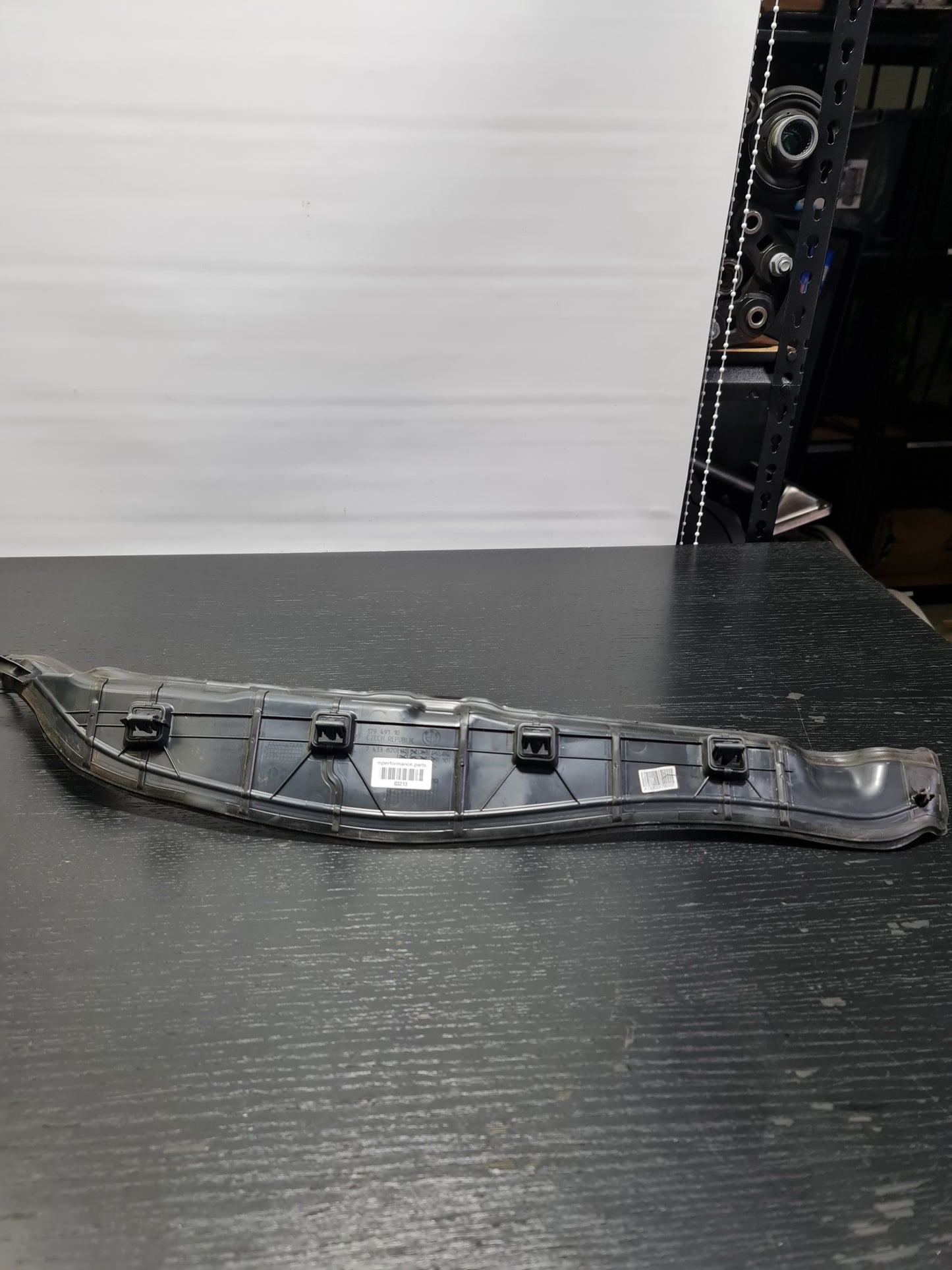 BMW M3 Competition G80 RH Right Side Fender Frame Seal Trim - 7433820