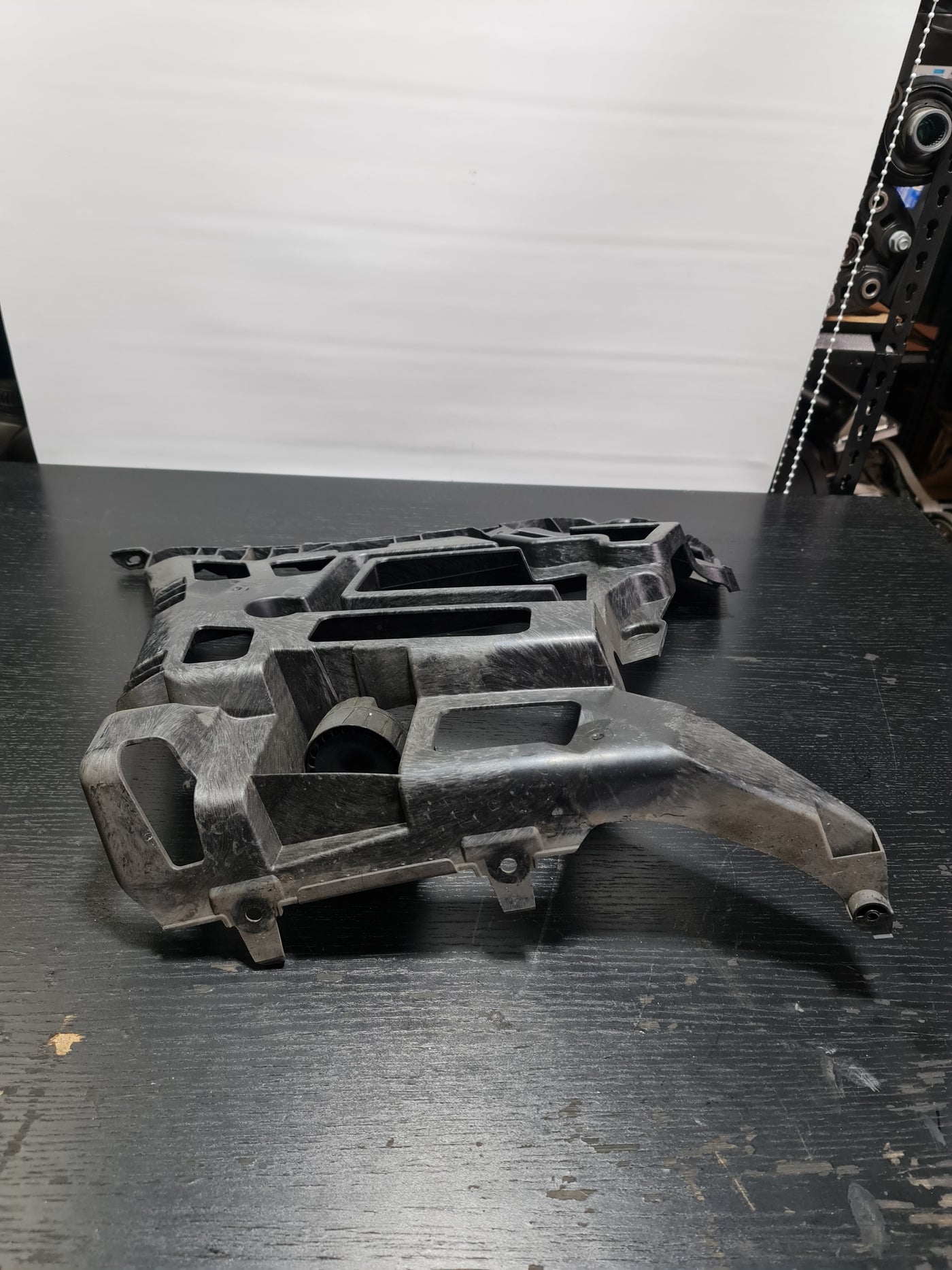 BMW G80 M3 REAR LEFT BUMPER HOLDER BRACKET 8069445 51128069445 - MPerformance.parts