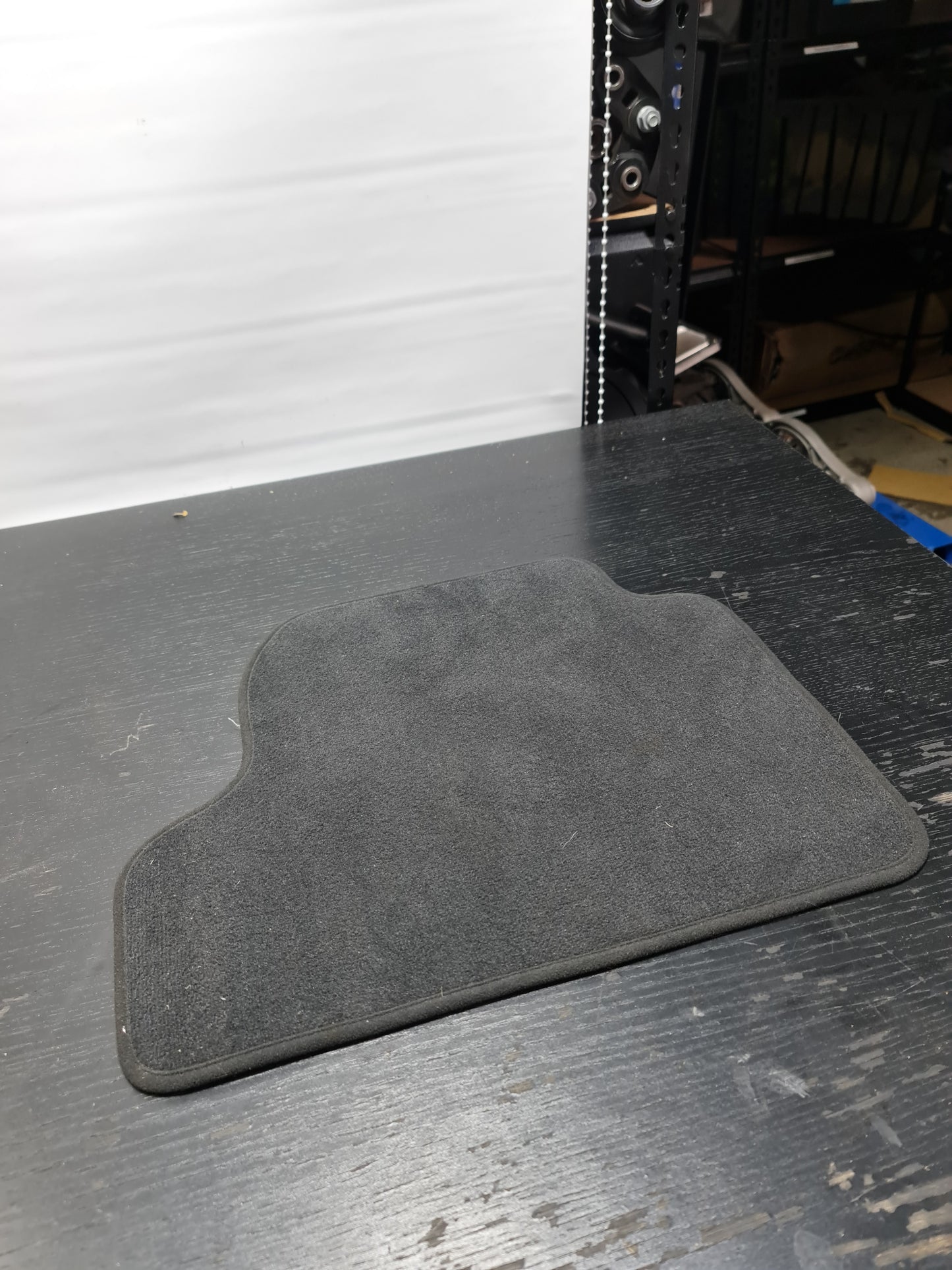 F82 M4 Rear Right Floor Mat - MPerformance.parts