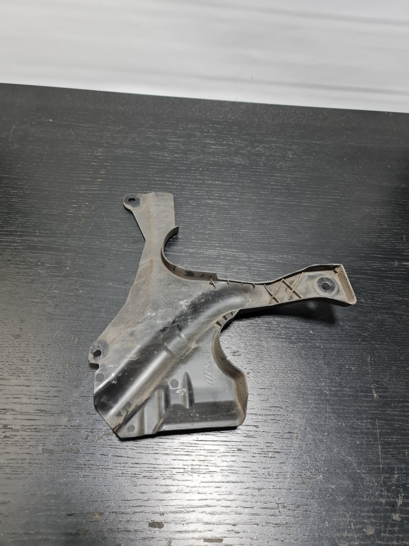 BMW G80 G81 M3 G82 G83 M4 RIGHT SIDE OTHER BODY PART 8074606 - MPerformance.parts