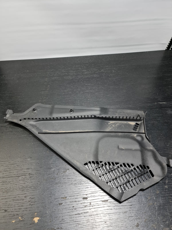 OEM BMW M2 COUPE F87 FRONT LEFT WINDSHIELD COVER COWL RHD 64318059698 GENUINE 8059698 - MPerformance.parts