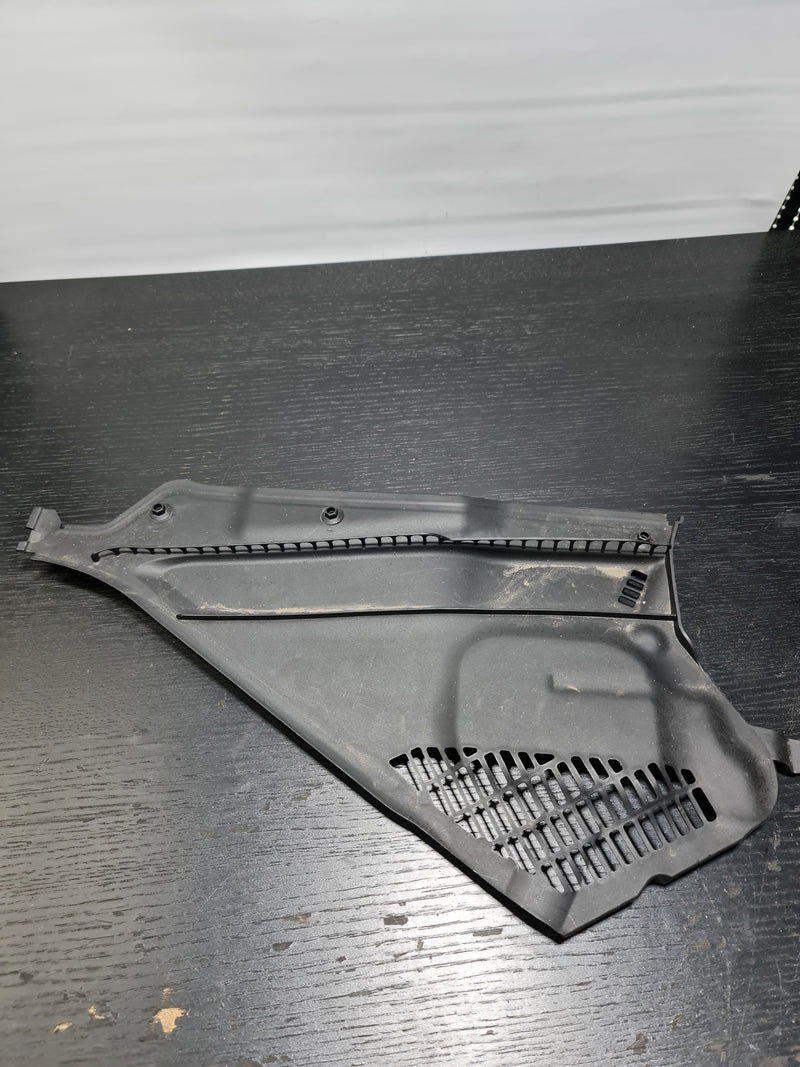 OEM BMW M2 COUPE F87 FRONT LEFT WINDSHIELD COVER COWL RHD 64318059698 GENUINE 8059698 - MPerformance.parts