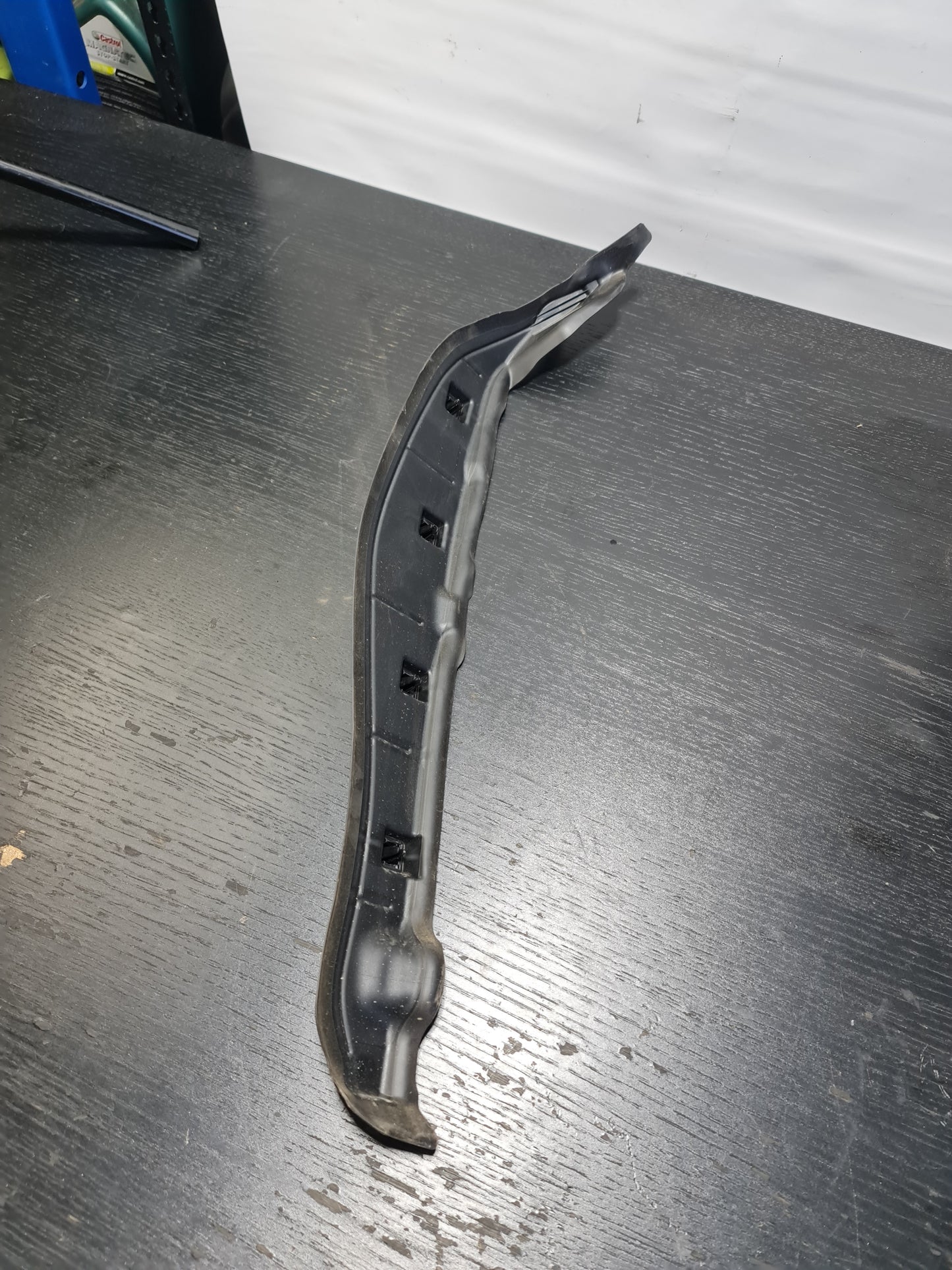 BMW 3 G20 Left Side Frame Seal 51487433819 7433819