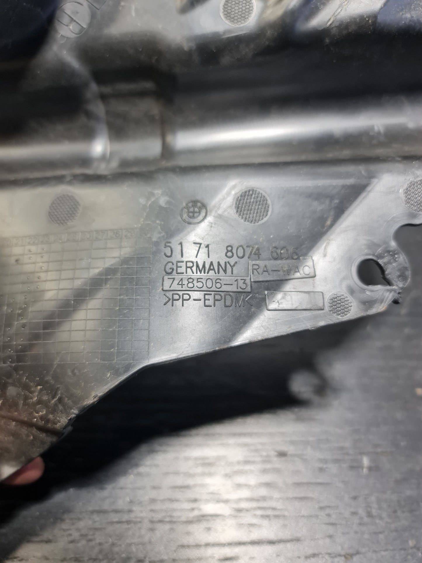 BMW G80 G81 M3 G82 G83 M4 RIGHT SIDE OTHER BODY PART 8074606 - MPerformance.parts