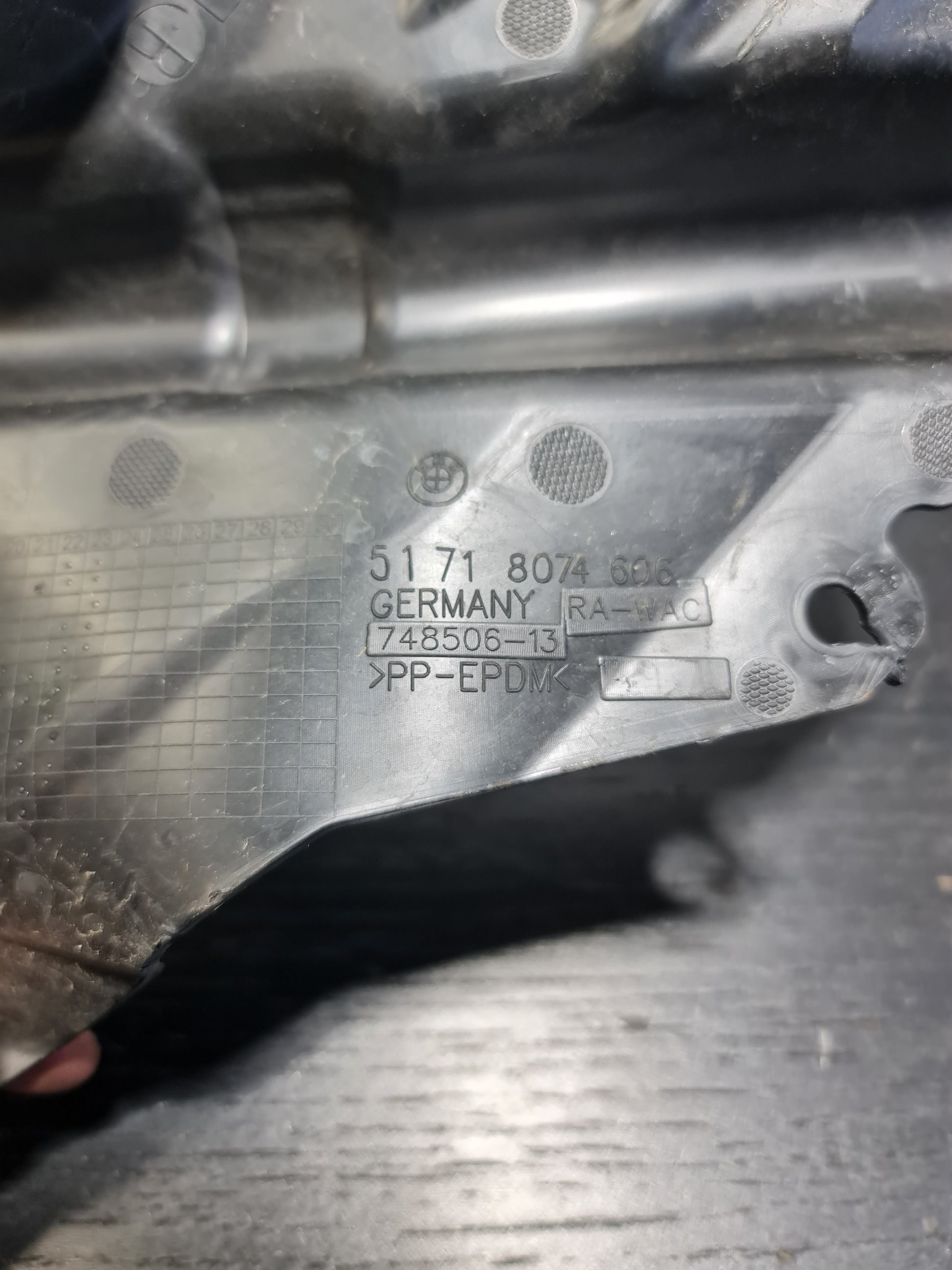 BMW G80 G81 M3 G82 G83 M4 RIGHT SIDE OTHER BODY PART 8074606 - MPerformance.parts